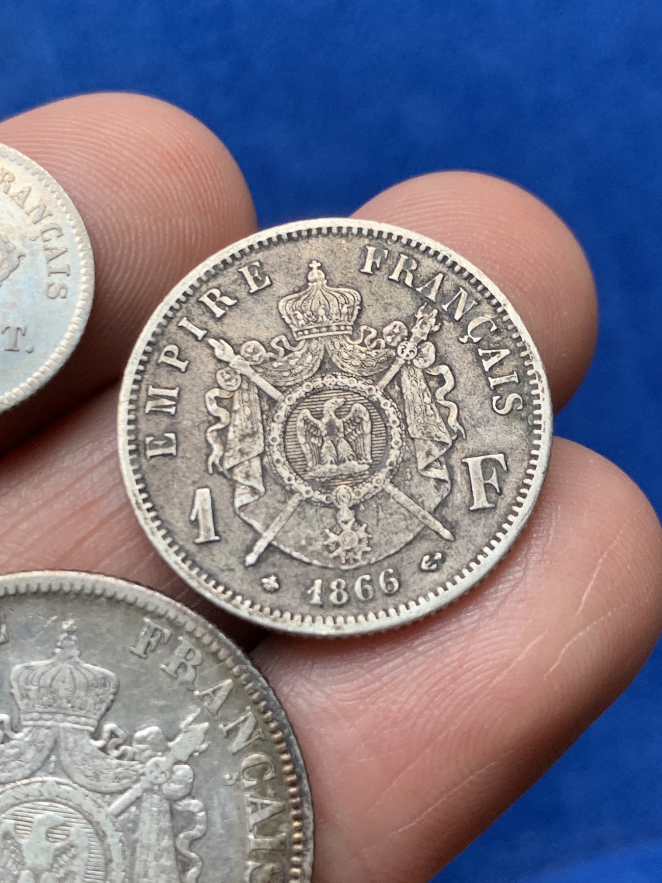 《竞宝斋》第257场-周日，周一 2场连拍 (全场包邮) 3枚一组 法国拿破仑三世 2法郎 1法郎 20分银币 小银币品相很好