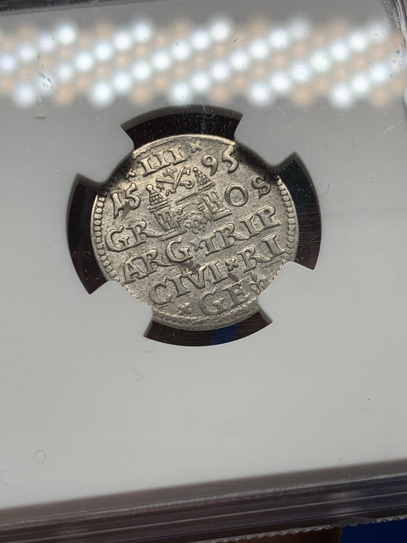 《竞宝斋》第257场-周日，周一 2场连拍 (全场包邮) NGC AU55 波兰立陶宛1595年齐格蒙特三世 3格罗申银币