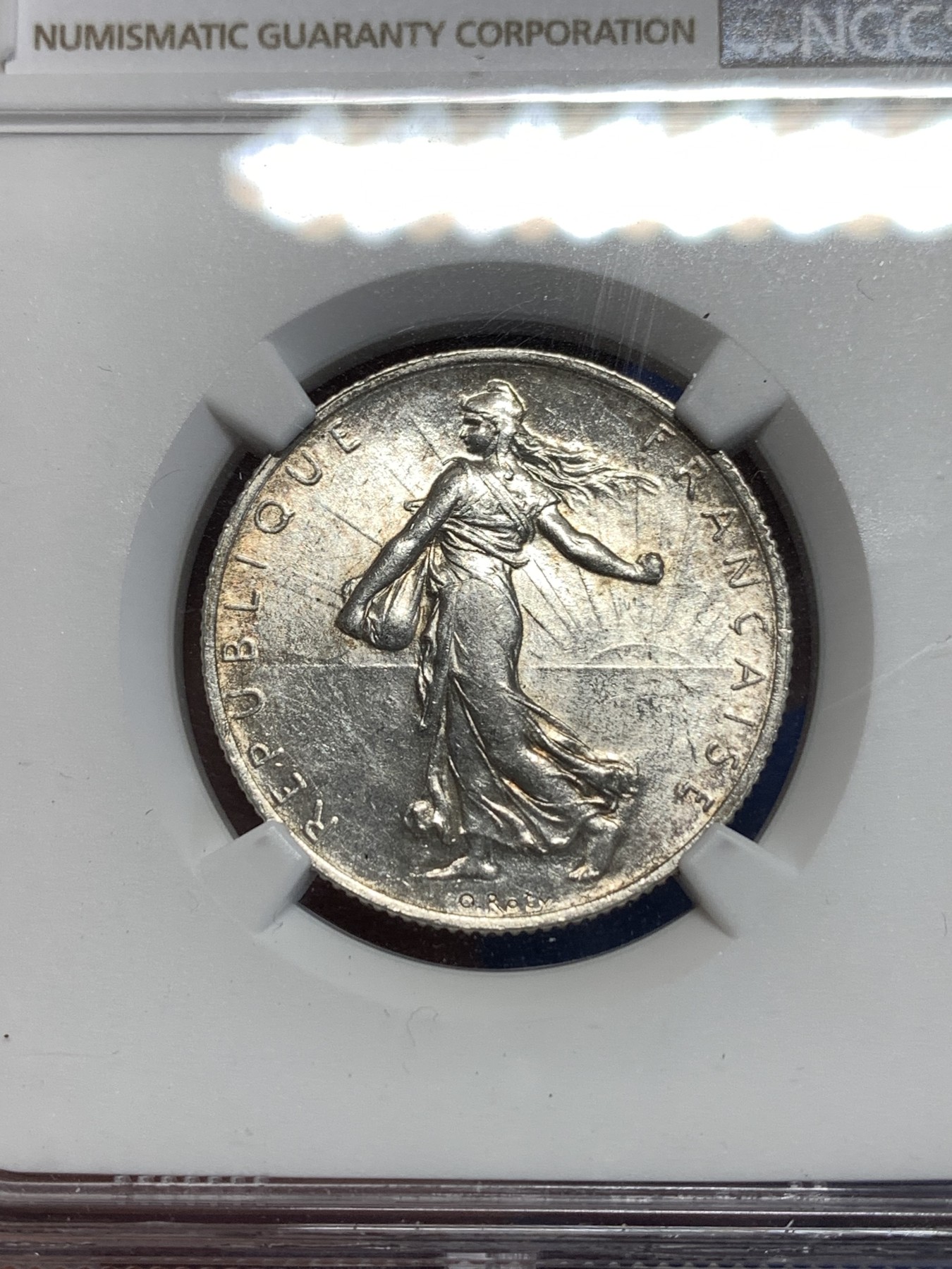 《竞宝斋》第257场-周日，周一 2场连拍 (全场包邮) NGC MS61 法国1918年播种女神2法郎银币