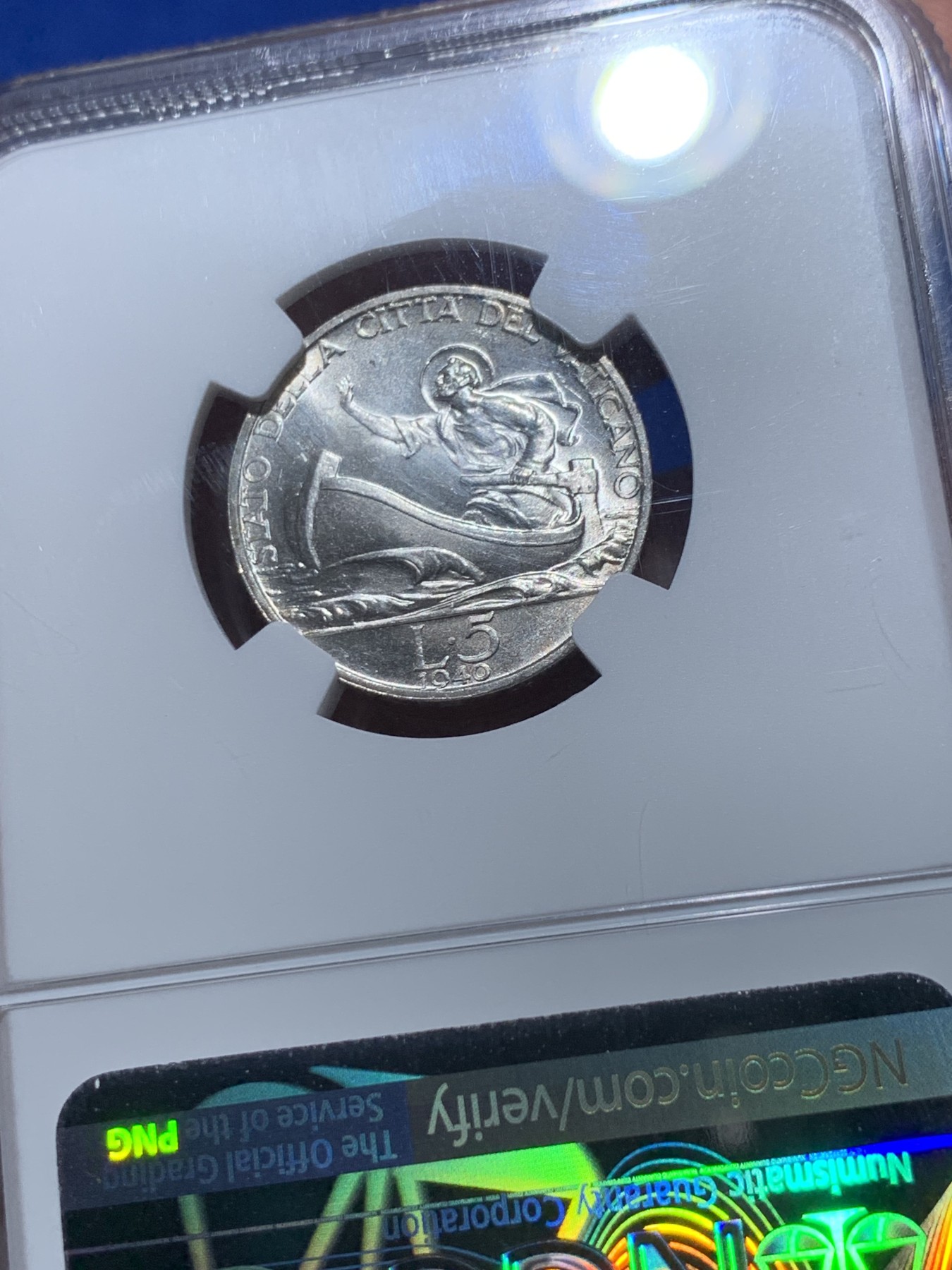 《竞宝斋》第257场-周日，周一 2场连拍 (全场包邮) NGC MS64 梵蒂冈 1940年 划船 5里拉 银币 带微彩