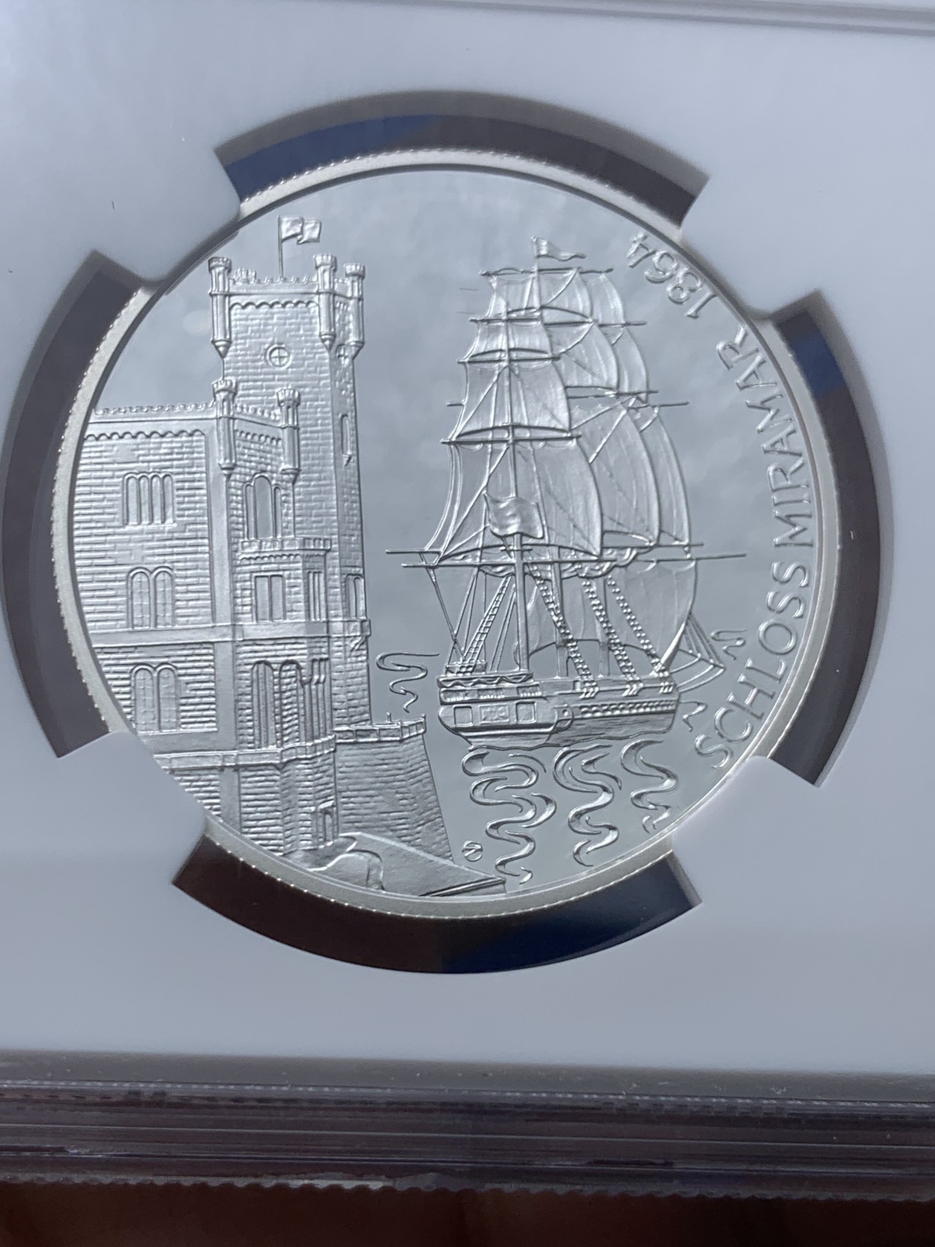 《竞宝斋》第257场-周日，周一 2场连拍 (全场包邮) NGC PF69UC 奥地利1997年发行马克西米利皇帝100先令精制币（克劳斯获奖1999年最佳银币） NGC35周年标 盒装