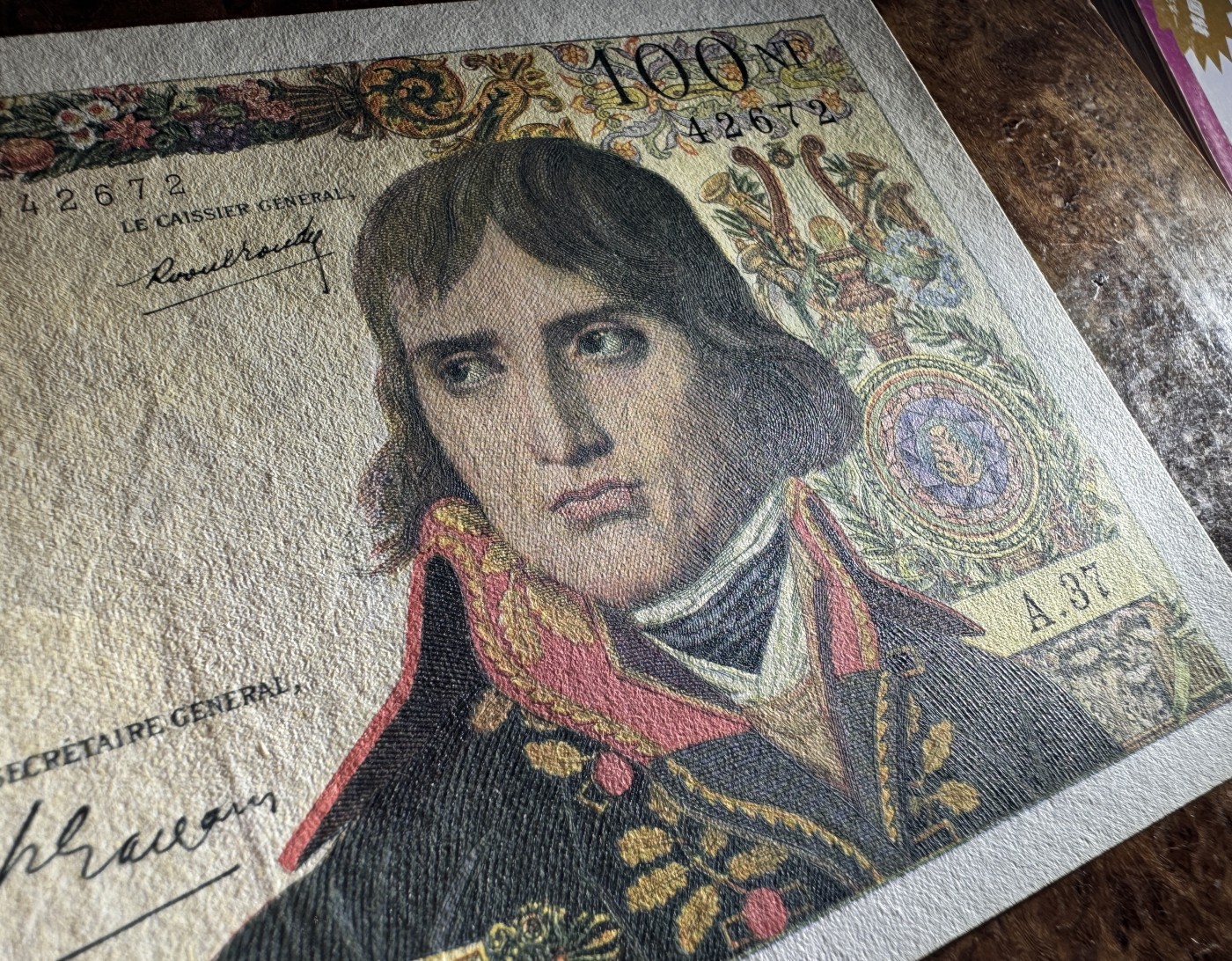 Chase Auction 第27期 - - 外钞、民国钞和人民币混合场！ 法国100新法郎，拿破仑头像，品相如图，有针孔！