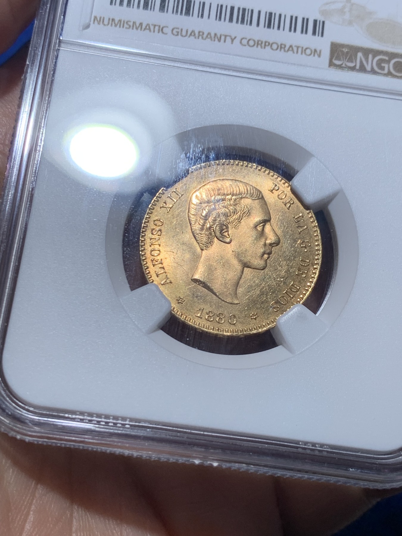 《竞宝斋》第257场-周日，周一 2场连拍 (全场包邮) NGC UNC 西班牙 1880年 阿方索十二世 25比塞塔 金币 状态不错 细节见图