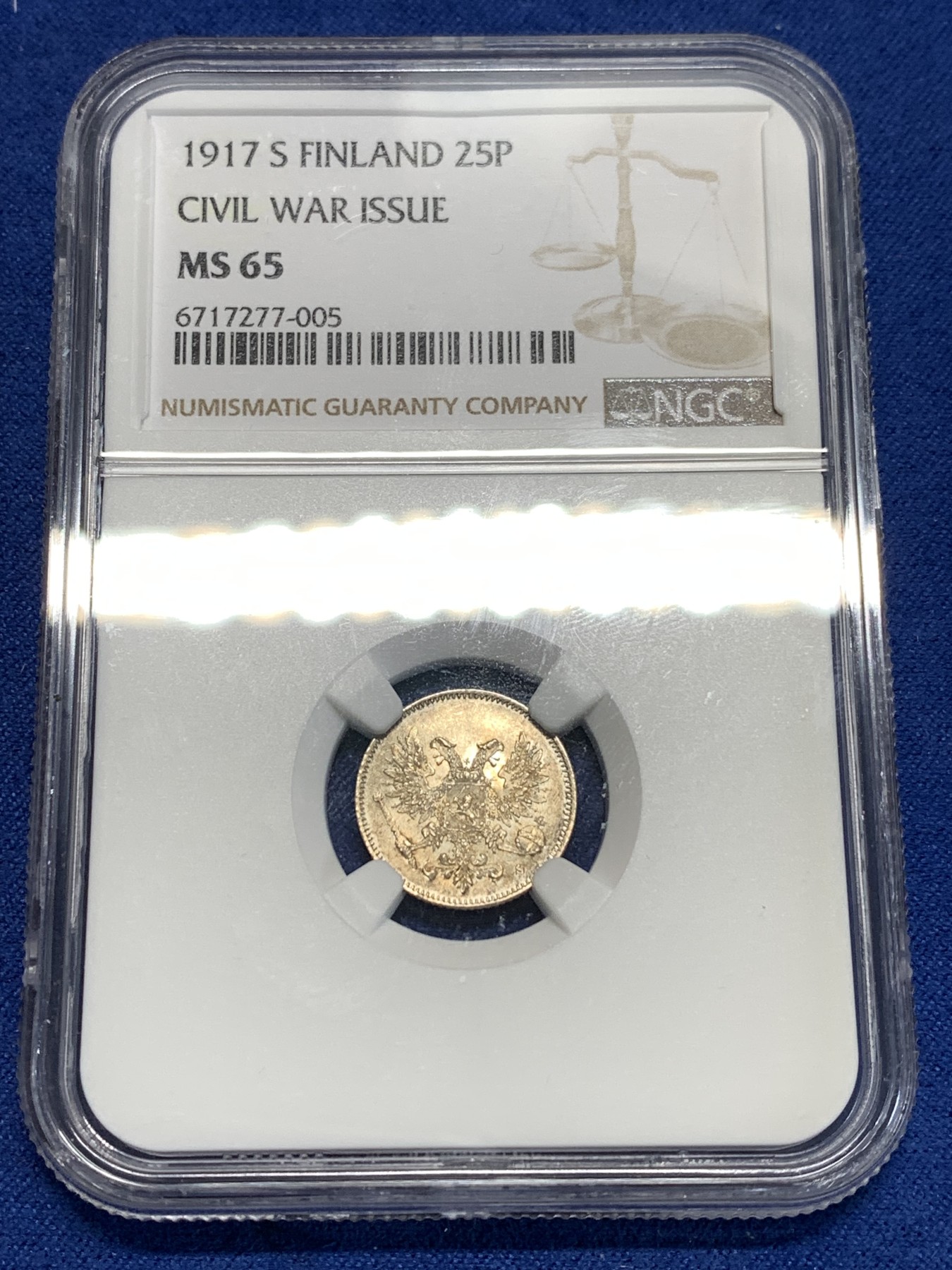 《竞宝斋》第257场-周日，周一 2场连拍 (全场包邮) NGC MS65 1917年芬兰内战无冠双头鹰25芬妮银币，高分原光