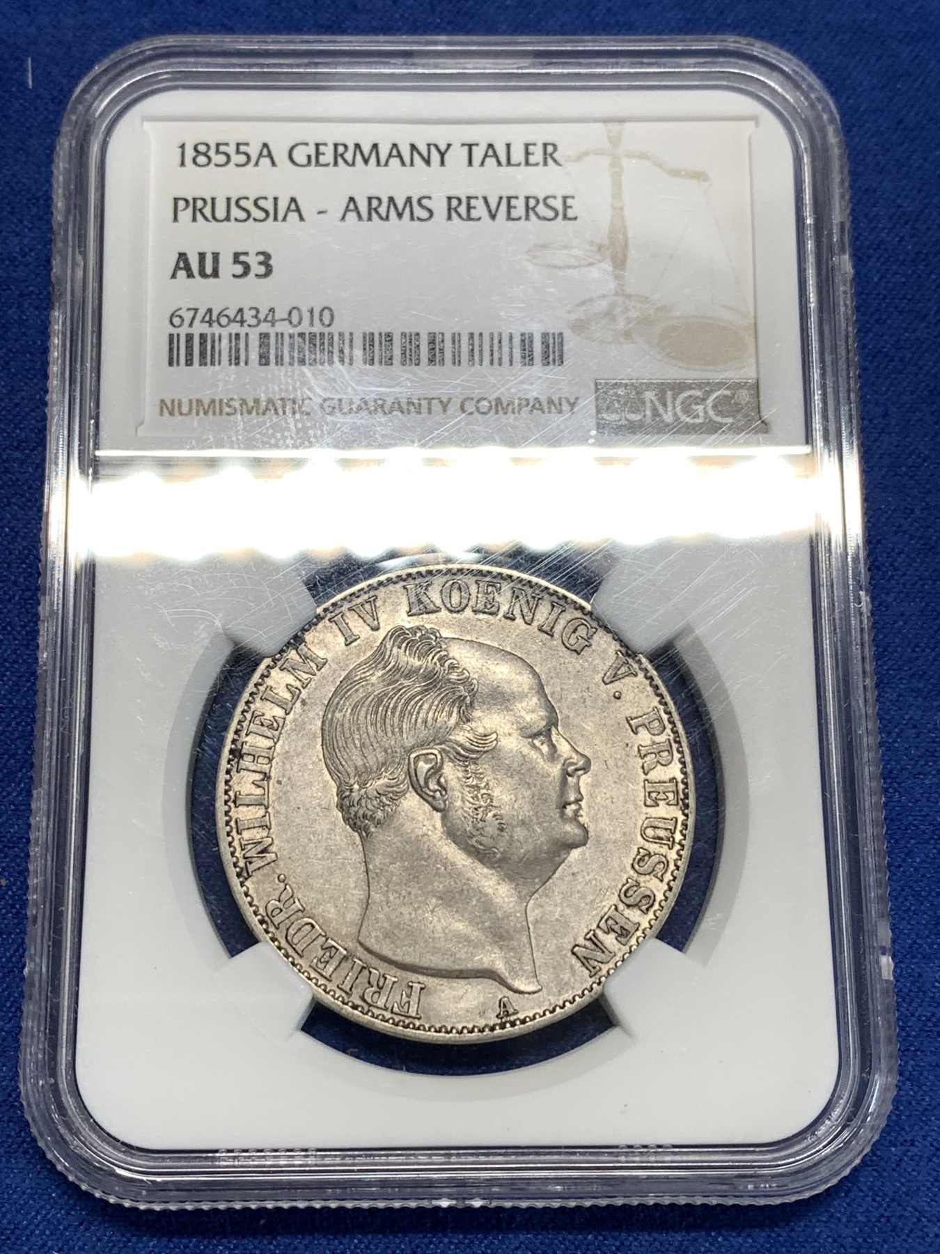《竞宝斋》第257场-周日，周一 2场连拍 (全场包邮) NGC AU53德国1855年威廉四世洋葱头1泰勒银币 少见早期大版 带底光 细节保存挺好 严评