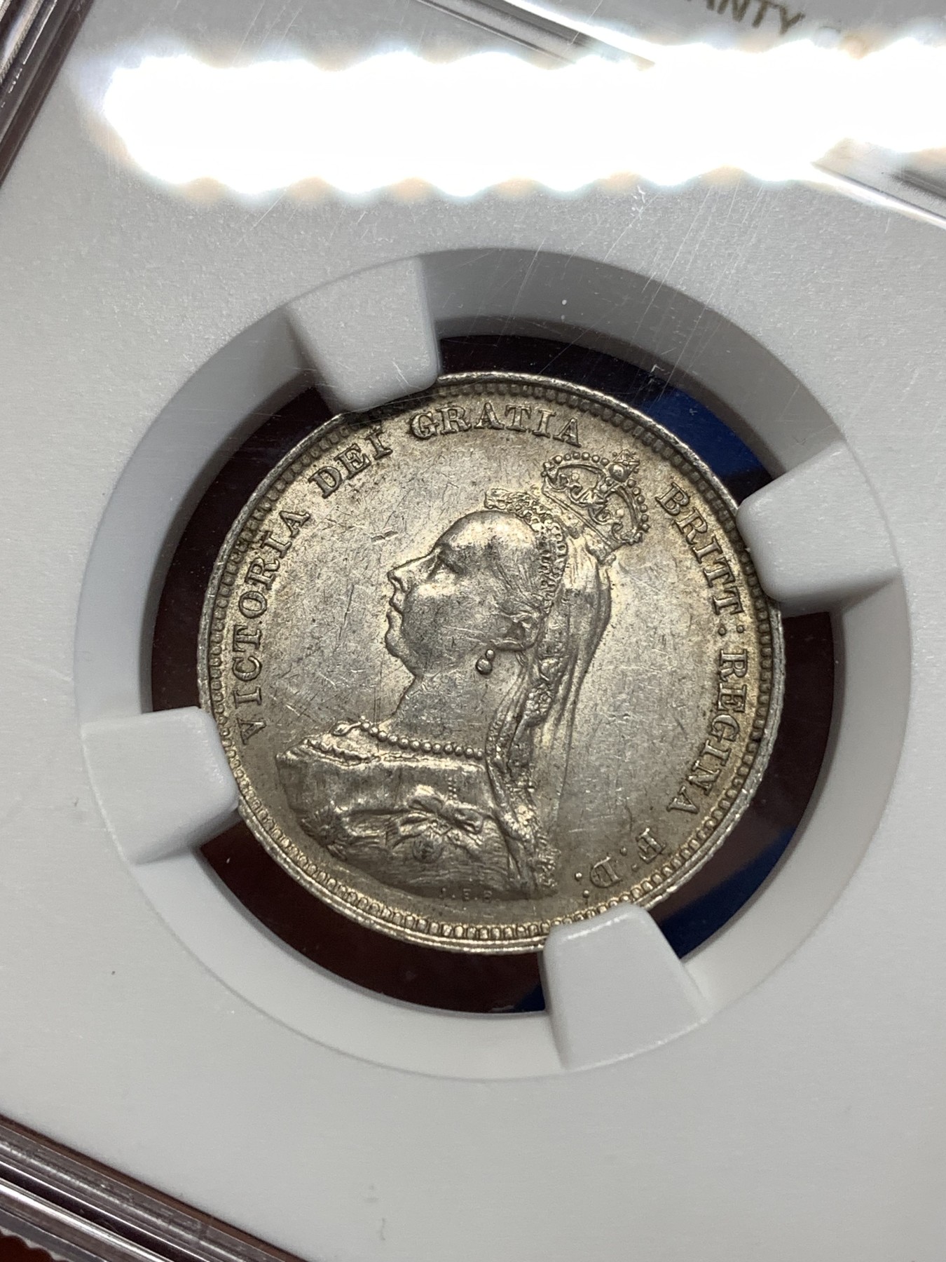 《竞宝斋》第257场-周日，周一 2场连拍 (全场包邮) NGC AU55 英国1887年维多利亚1先令银币 原味带光