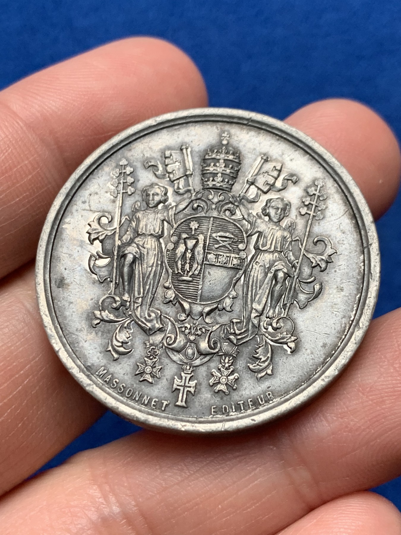 《竞宝斋》第257场-周日，周一 2场连拍 (全场包邮) 梵蒂冈1846年庇护九世当选教皇锡制纪念章，22.72g，37mm