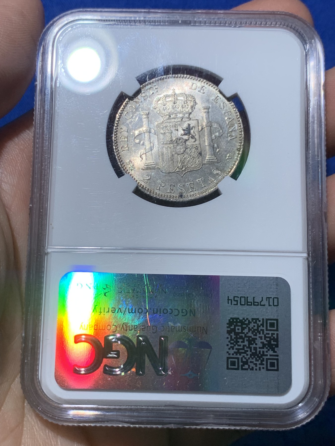 《竞宝斋》第257场-周日，周一 2场连拍 (全场包邮) NGC UNC 西班牙 1905年 2比赛塔 银币 币面转光感炫目