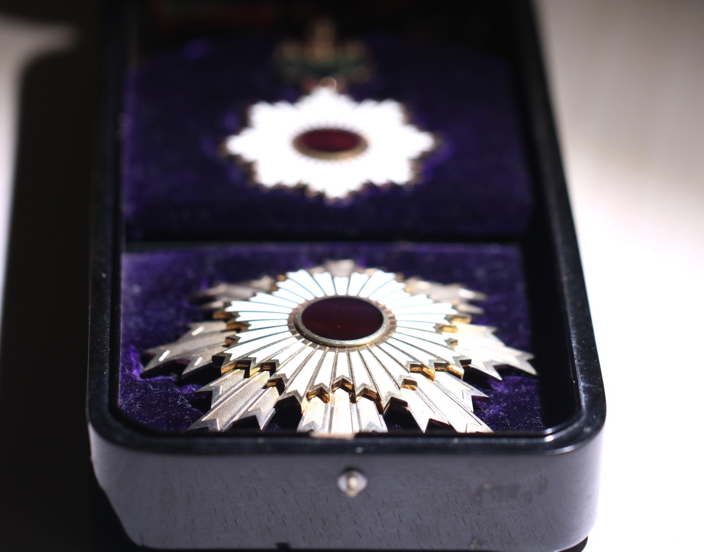 大猫徽章拍卖第245期  勿忘国耻 勋二等旭日重光章 全品