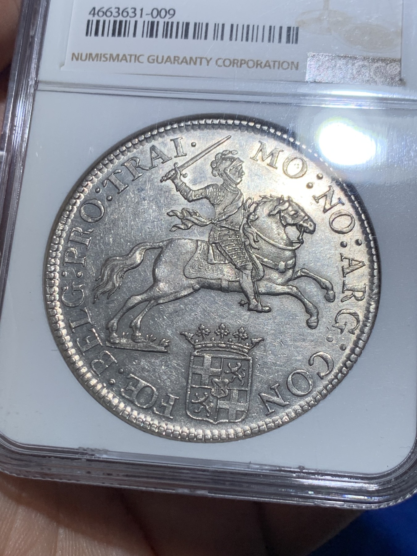 《竞宝斋》第257场-周日，周一 2场连拍 (全场包邮) NGC AU58 荷兰1781/0年骑字版 稀少版别 乌特勒支大马剑 双面完美浮雕 顶级状态 58中的战斗机