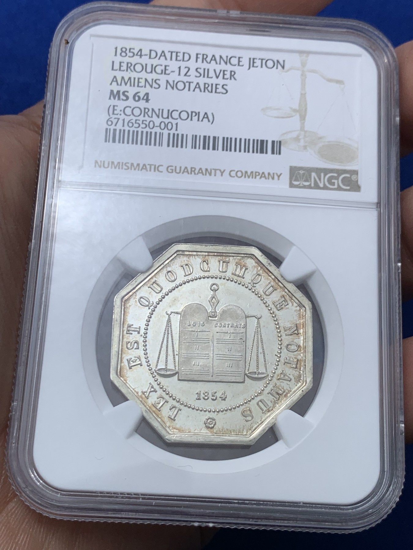 《竞宝斋》第257场-周日，周一 2场连拍 (全场包邮) NGC MS64 法国1854公证人八角银质代币 霜光很好的一枚
