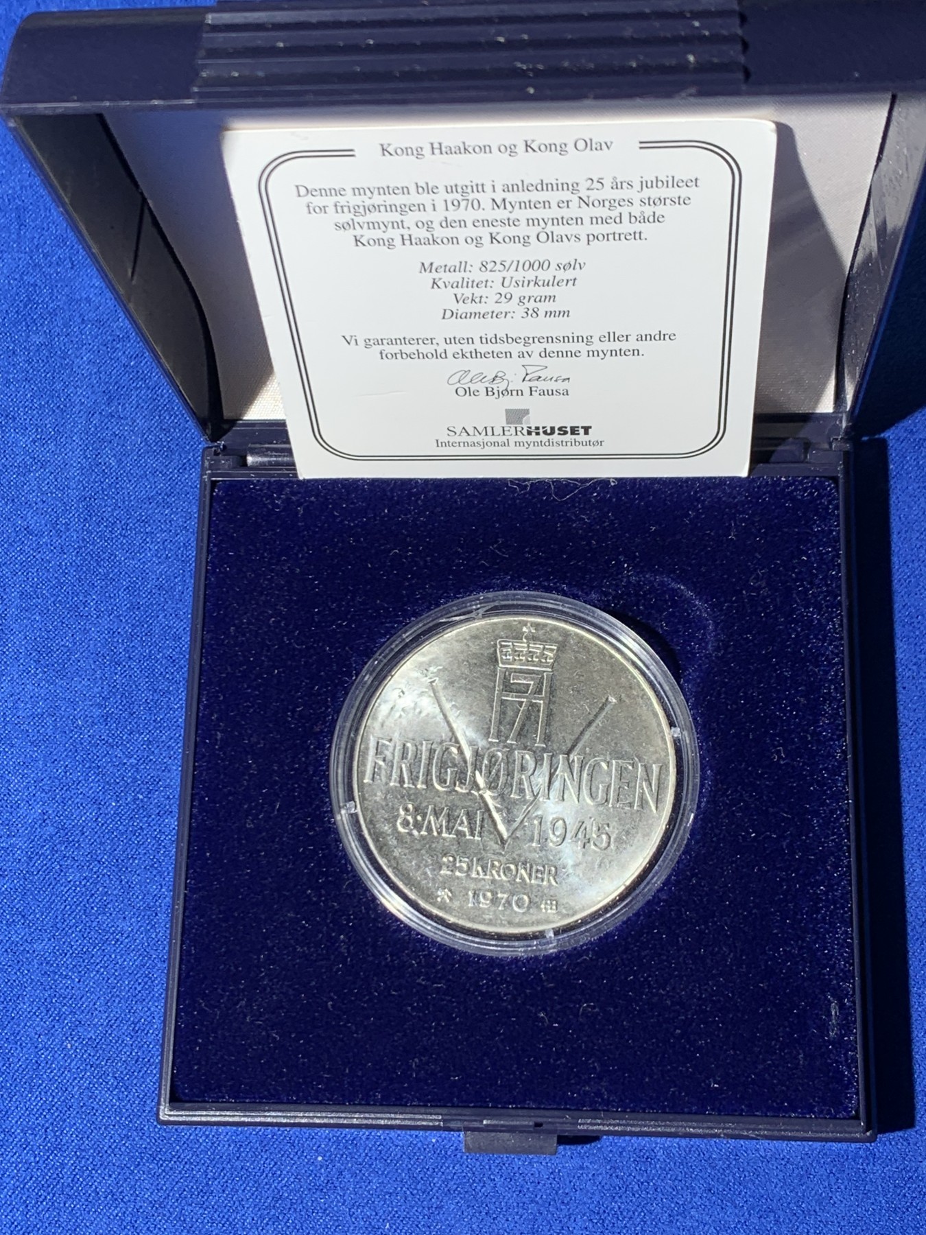 《竞宝斋》第257场-周日，周一 2场连拍 (全场包邮) 挪威奥拉夫五世1970年25克朗纪念银币 含证书 盒装