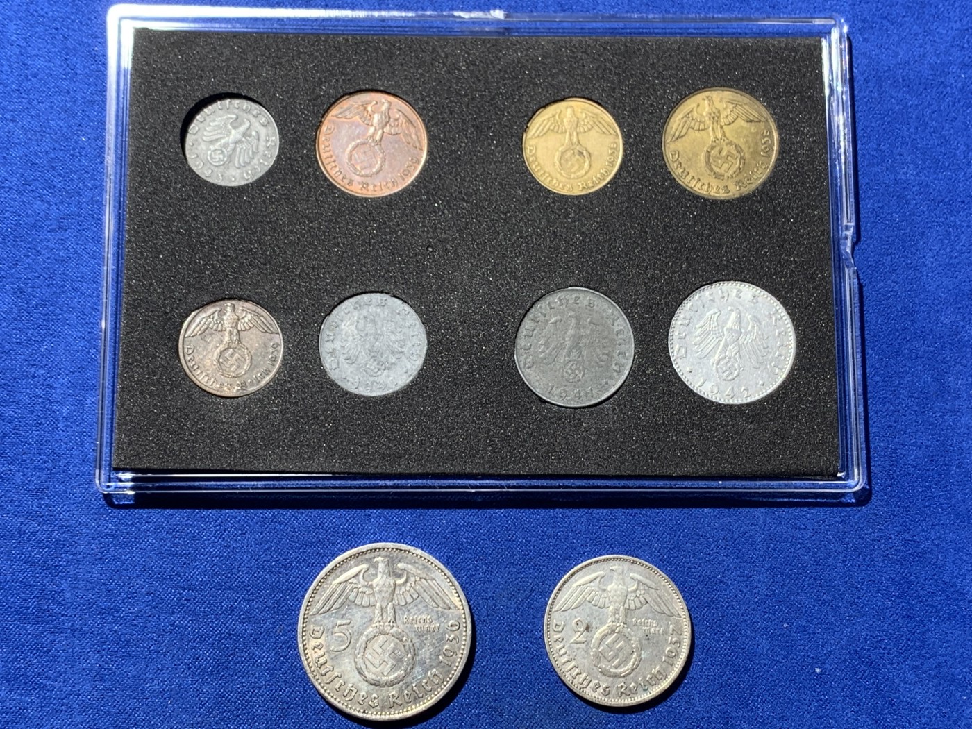 《竞宝斋》第257场-周日，周一 2场连拍 (全场包邮) 德三小全套 10枚（含二枚银币）