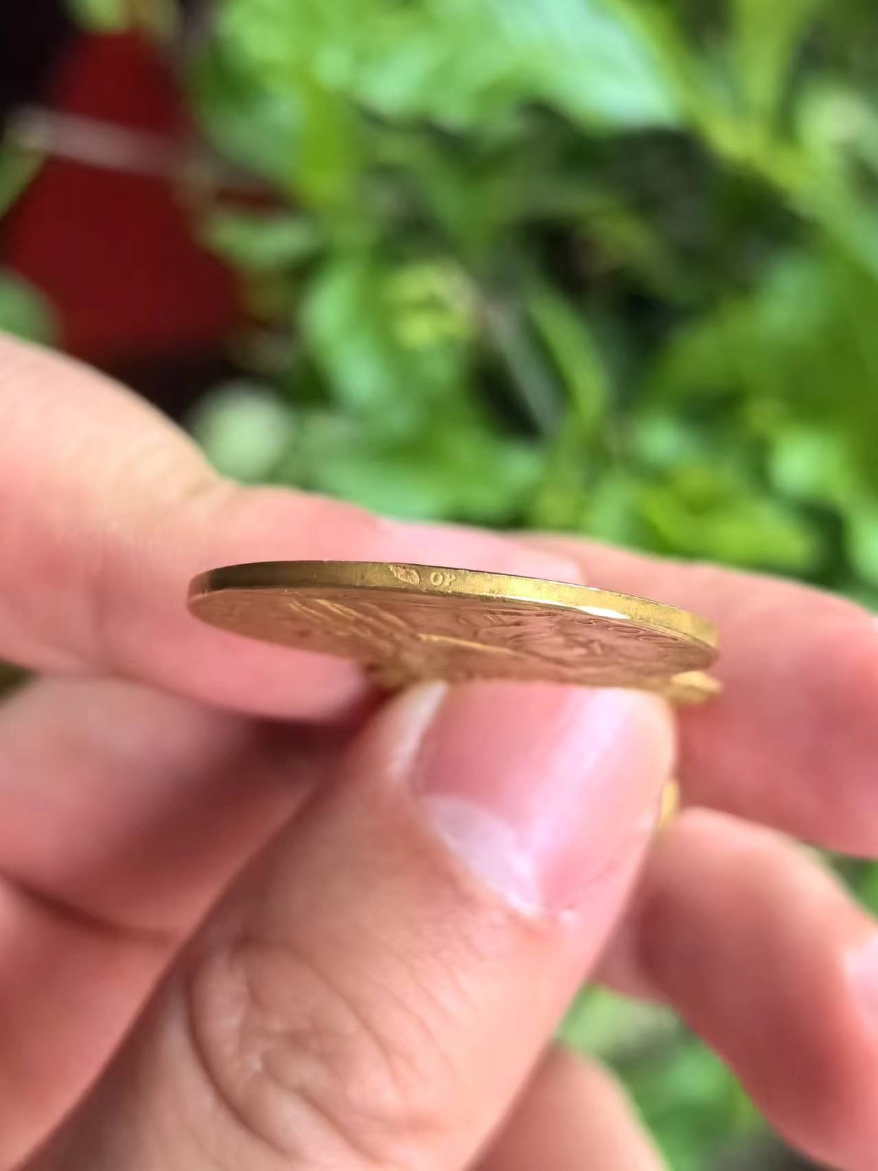 法国金章，互助协会，大师Roty作品 直径25mm，重15.39g，丰饶角or金标，品相非常好，颁发给巴黎市协会主席