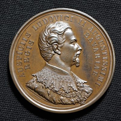 【德藏】世界币章拍卖第76期 (全场顺丰包邮) - 1882年 德国巴伐利亚路德维希二世维尔茨堡大学300周年纪念铜章 直径约：44.3mm，重约：37.2g