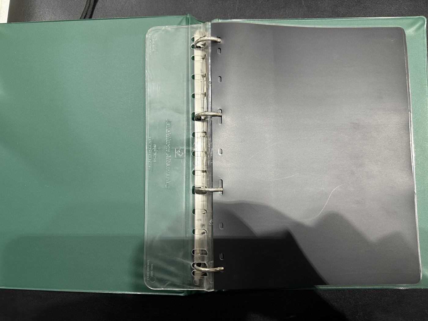 《外钞收藏家》第三百五十六期（美洲纸币专场） 德国绿色灯塔收藏册1本，带3格+黑色分隔页（28页+29页），二手 没有外面的册子封套