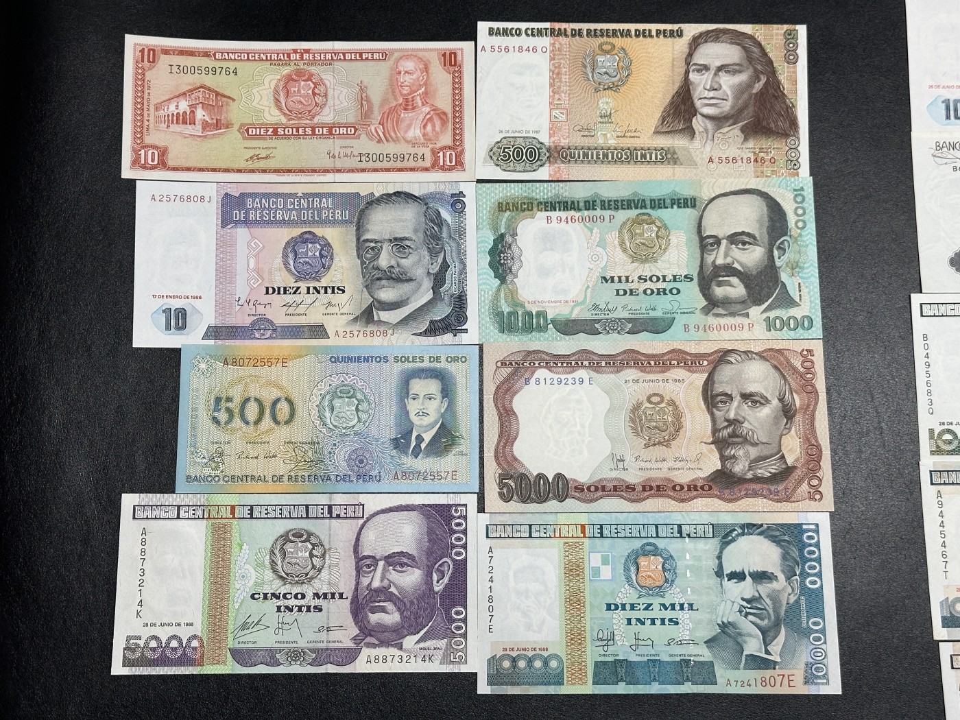 《外钞收藏家》第三百五十六期（美洲纸币专场） 秘鲁中期纸币10/10/500/500/1000/5000/5000/10000各种面值，8枚不同 全新 个别有潮