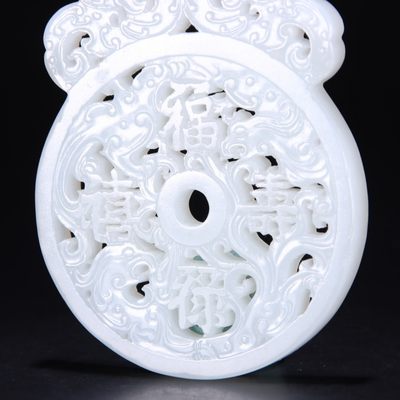 和田玉雕福禄寿玉佩一对 和田玉雕福禄寿玉佩一对