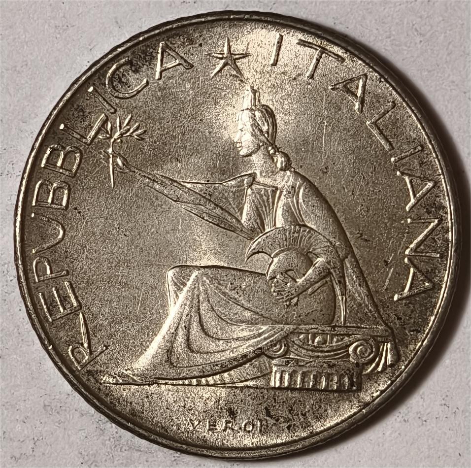 紫瑗钱币——第336期拍卖 意大利 1961年 马车 500里拉 11克 0.835银 UNC