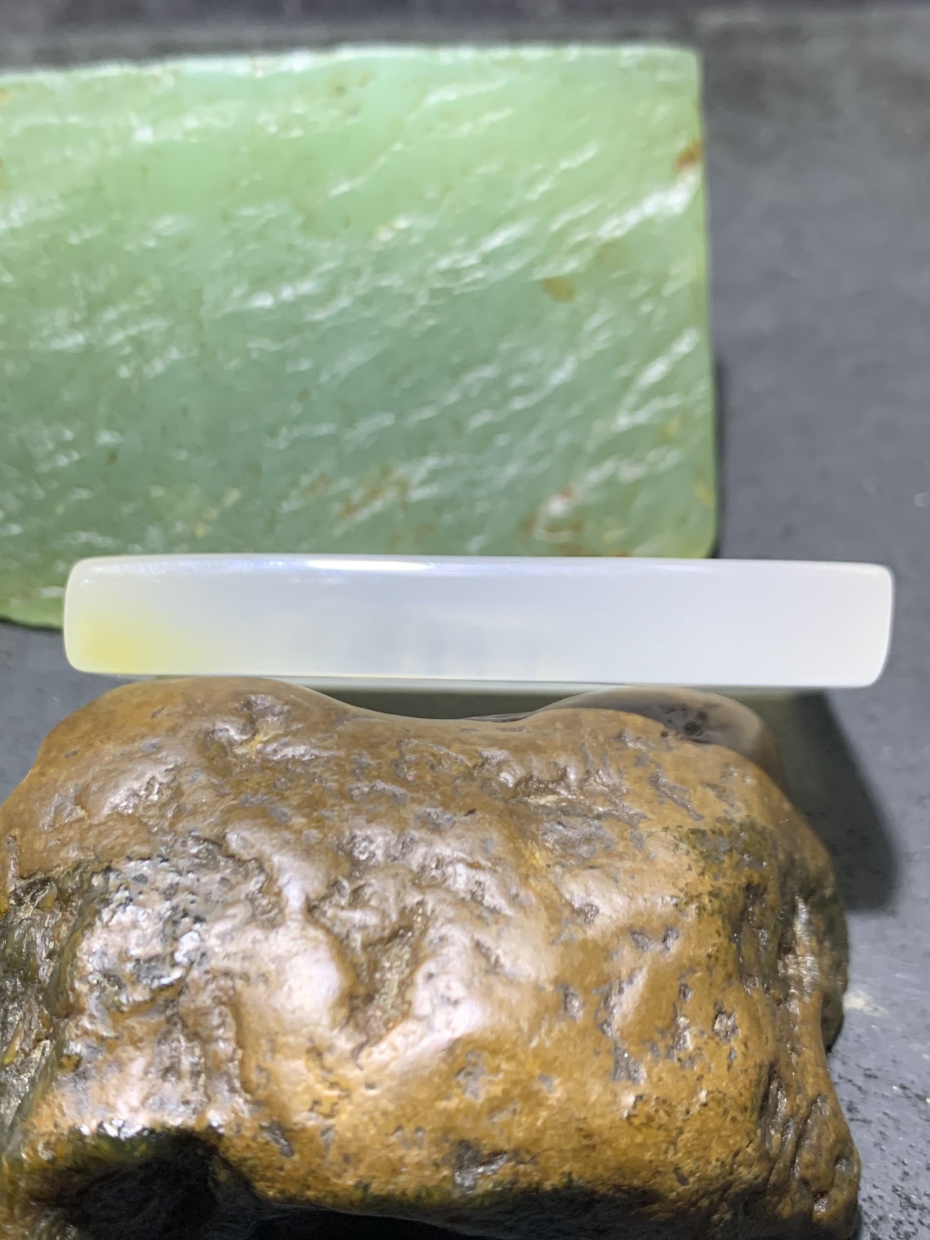 精美高玉化冰透海洋玉髓阴雕观音吊坠一个！