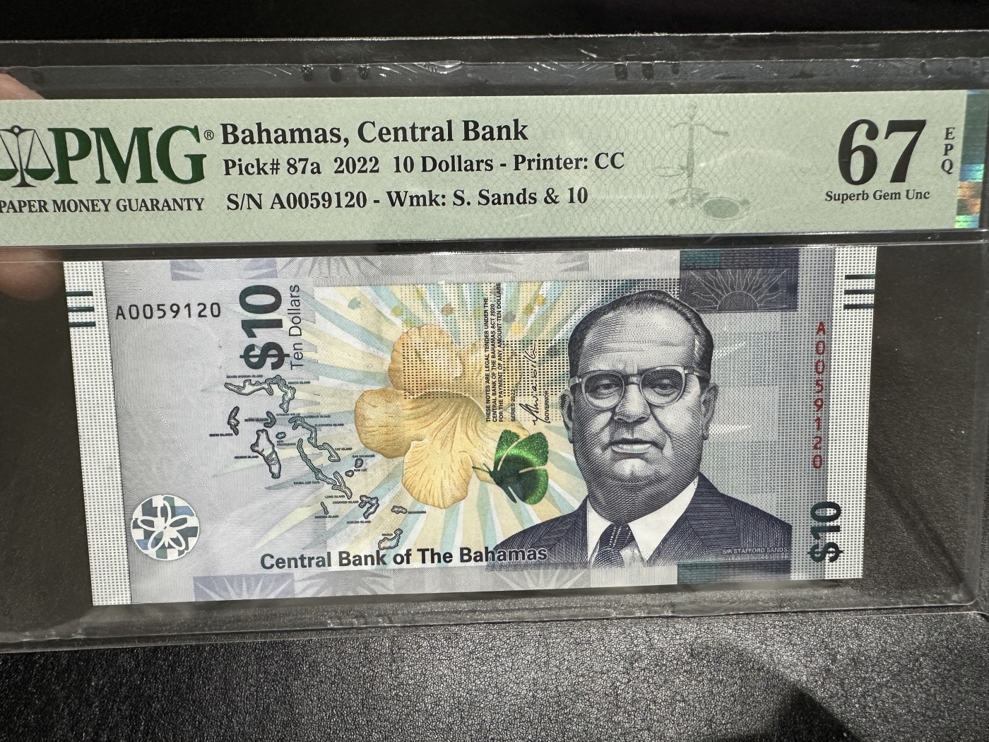 《外钞收藏家》第三百六十二期 2022年巴哈马10刀 PMG67 无47 A冠