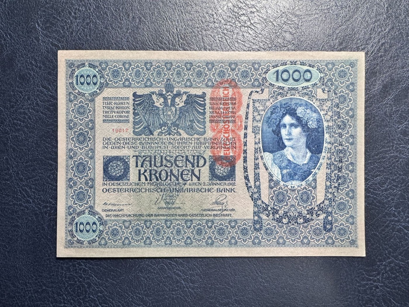 收藏联盟Quantum Auction 第337期拍卖  奥匈帝国加盖奥地利1902年1000克朗 品相UNC- 细节如图 大票幅