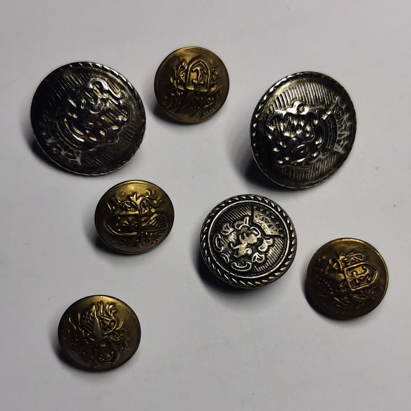 星月云阁杂件拍卖第2期 扣子7个