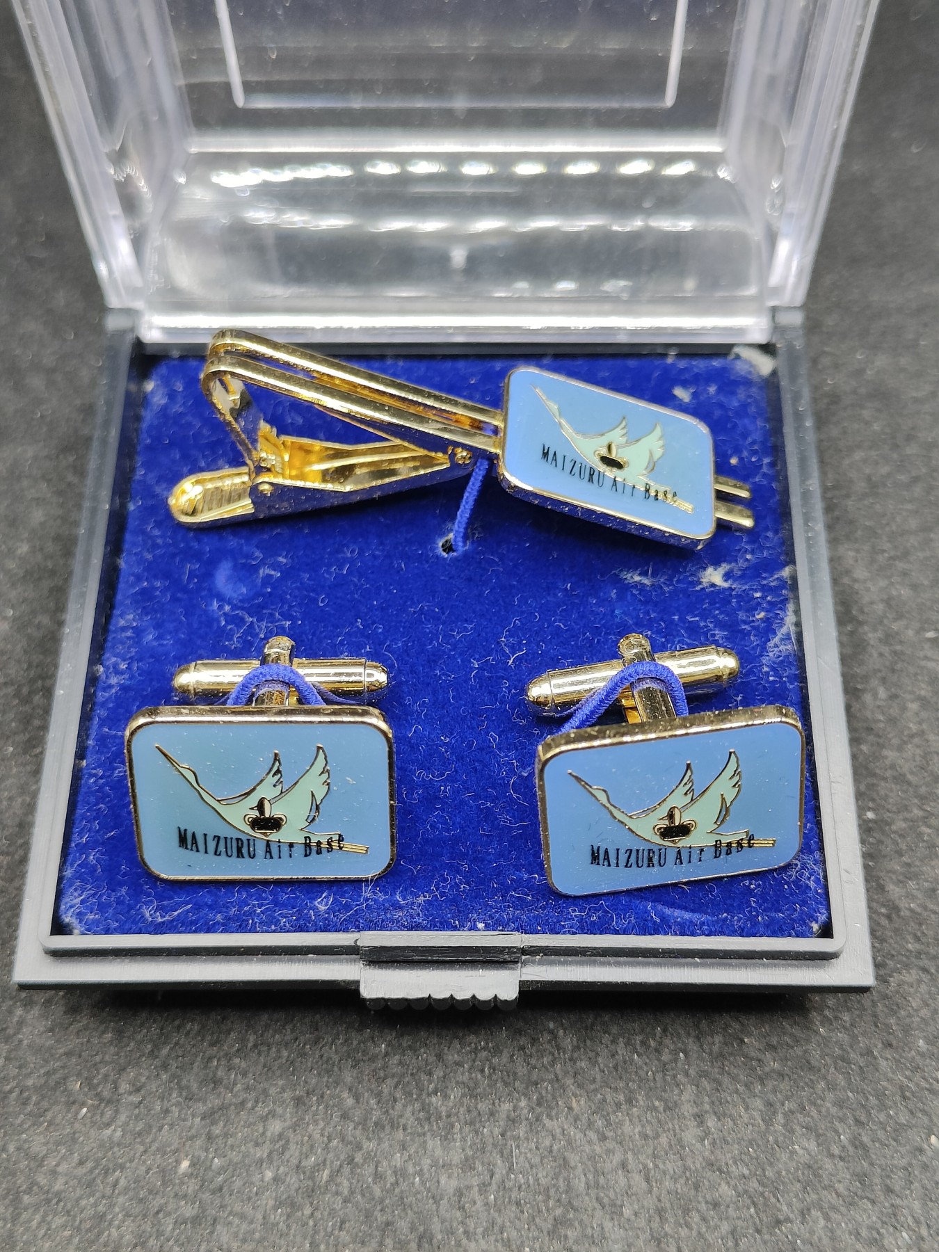 全场0元起拍 第147期 咸鱼国勋章拍卖专场 4月14日（周日）下午6：00开始 日本领带夹袖扣一套