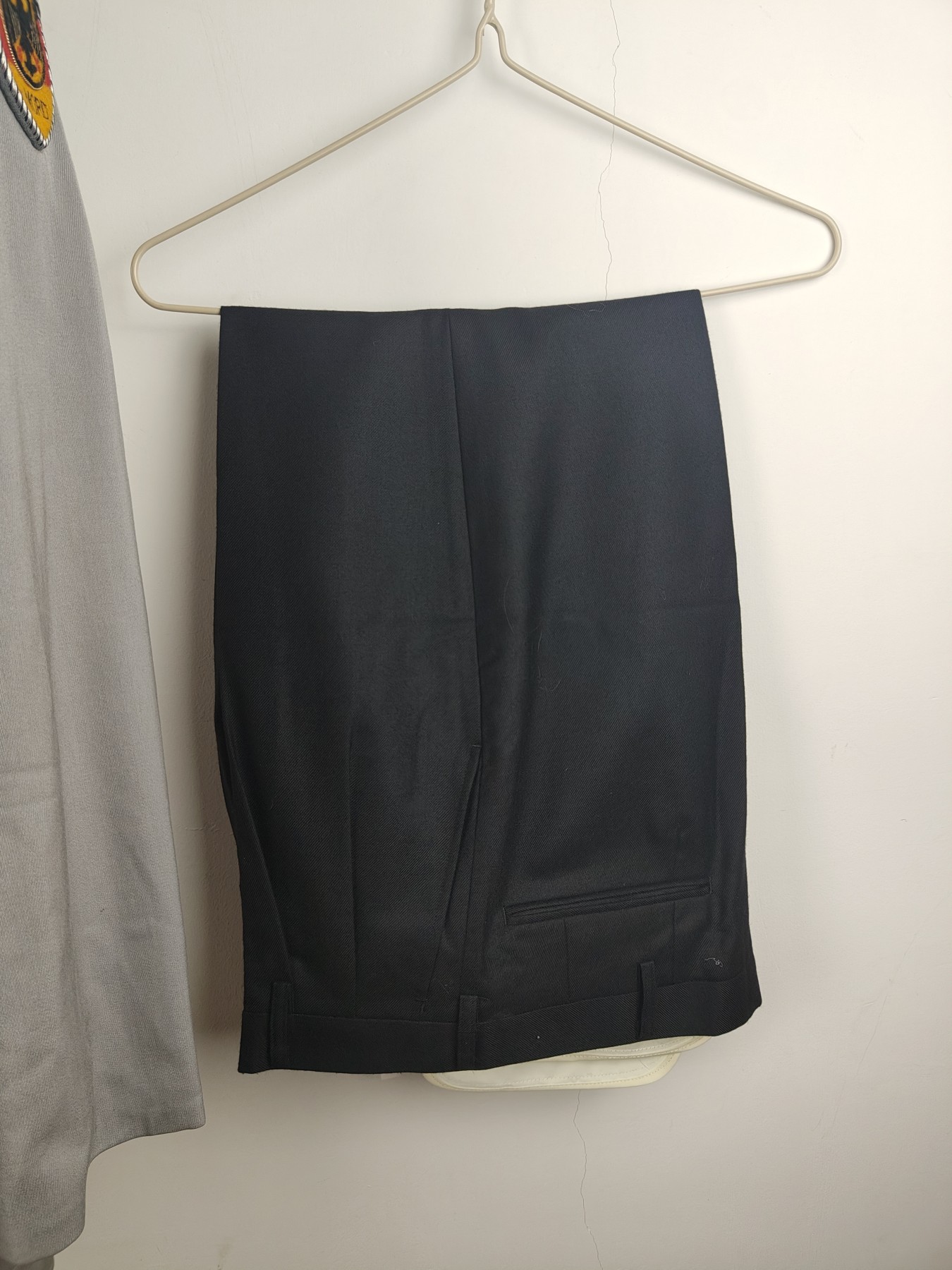 全场0元起拍 第147期 咸鱼国勋章拍卖专场 4月14日（周日）下午6：00开始 西德陆军步兵常服一套 上尉阶级 胸围105 肩宽48 衣长76 袖长60 腰围86 裤长98+10