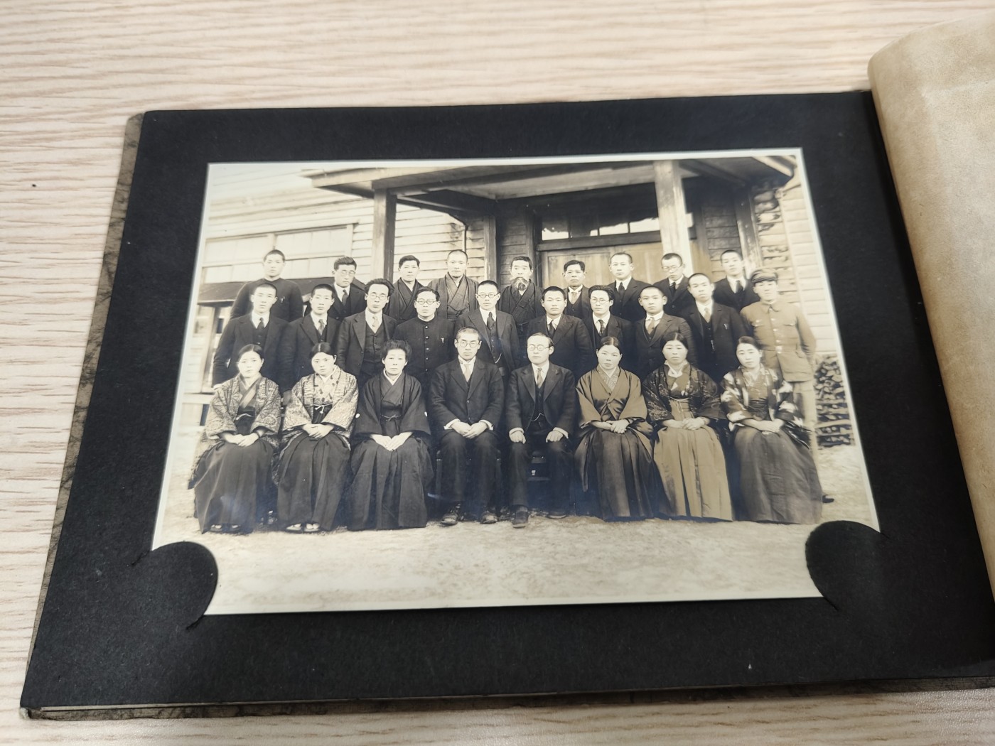 全场0元起拍 第147期 咸鱼国勋章拍卖专场 4月14日（周日）下午6：00开始 日本战时 毕业纪念册