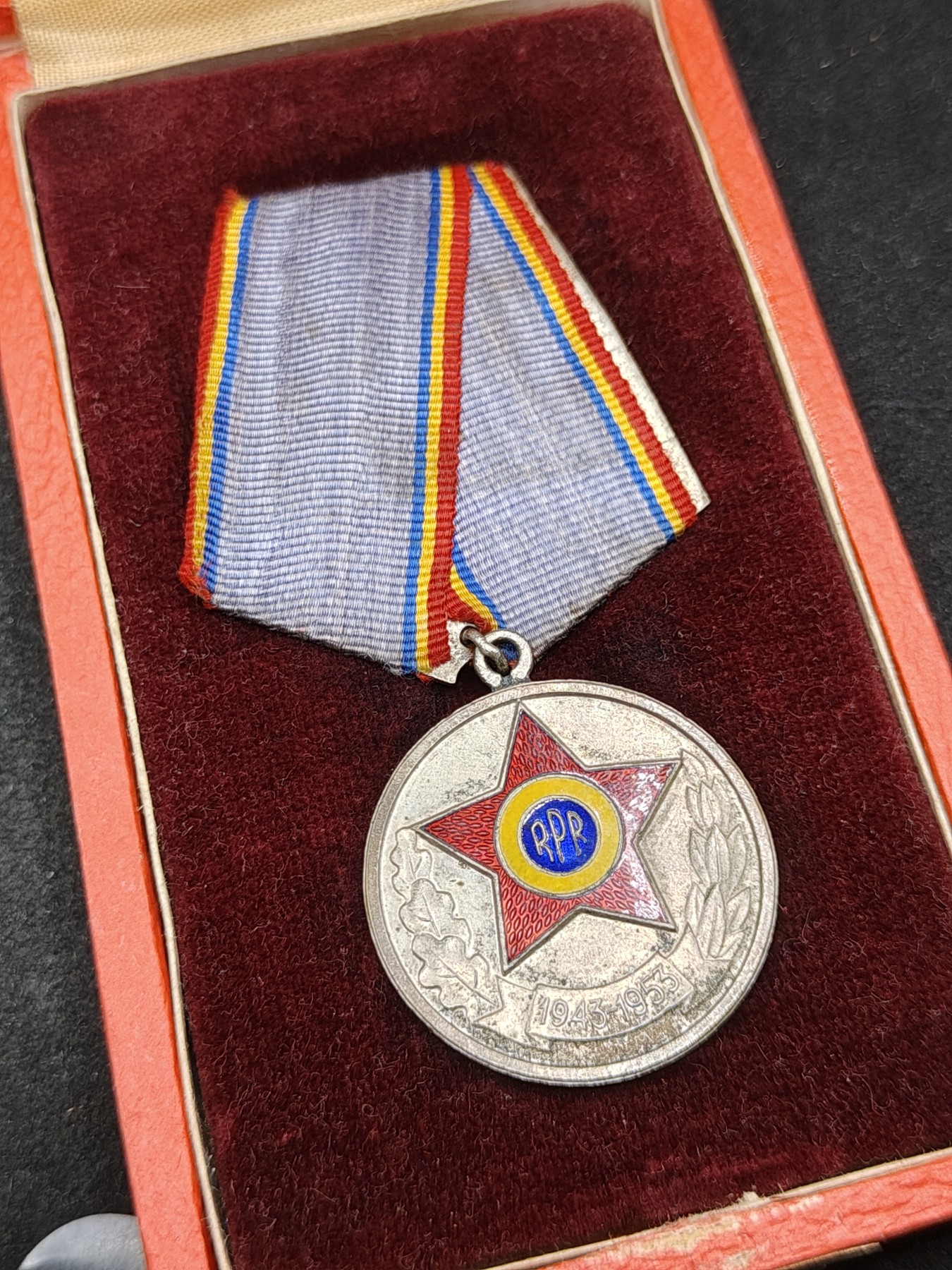 全场0元起拍 第147期 咸鱼国勋章拍卖专场 4月14日（周日）下午6：00开始 罗马尼亚 建国10周年纪念章 早期带盒 稀少