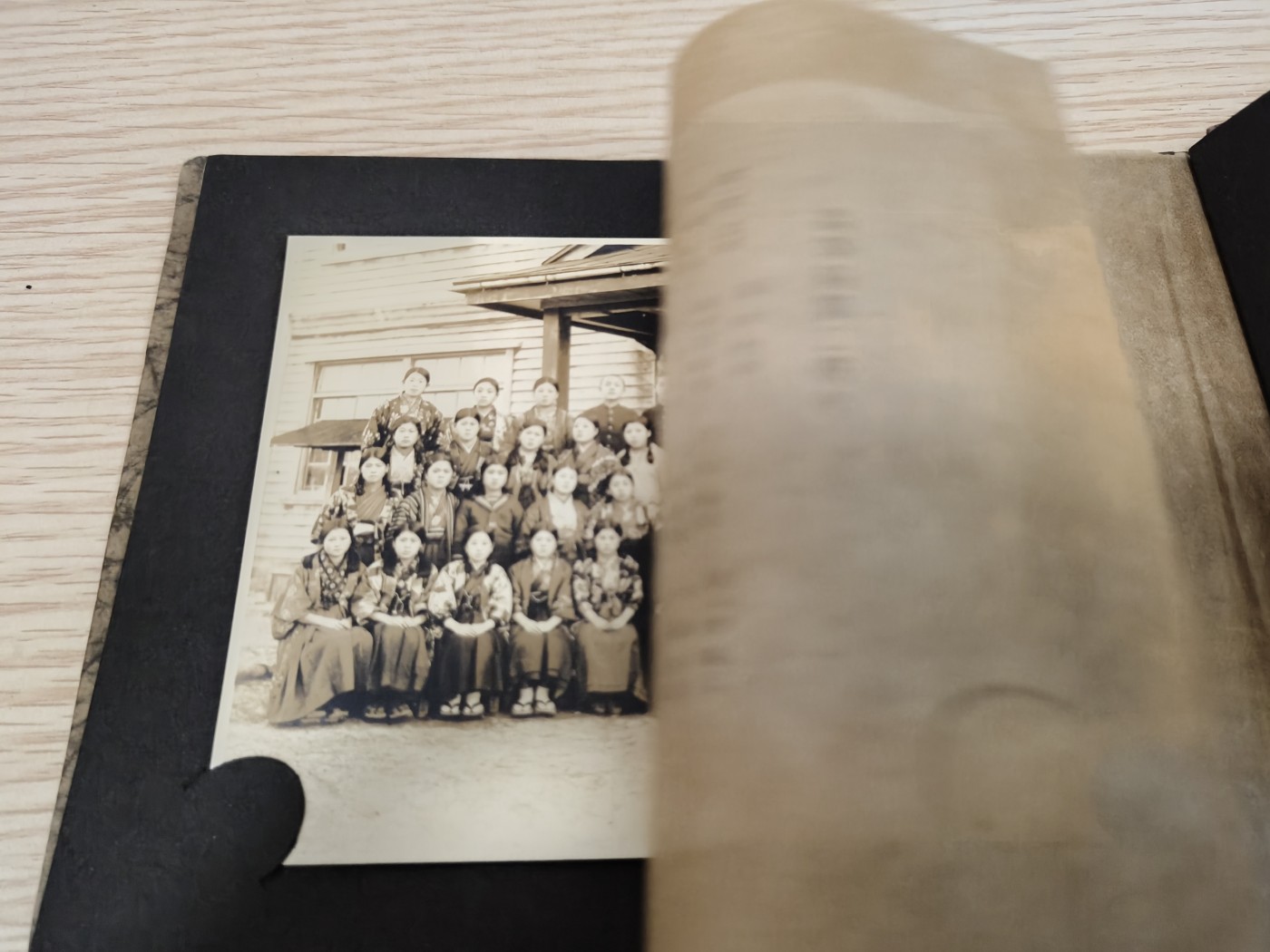 全场0元起拍 第147期 咸鱼国勋章拍卖专场 4月14日（周日）下午6：00开始 日本战时 毕业纪念册