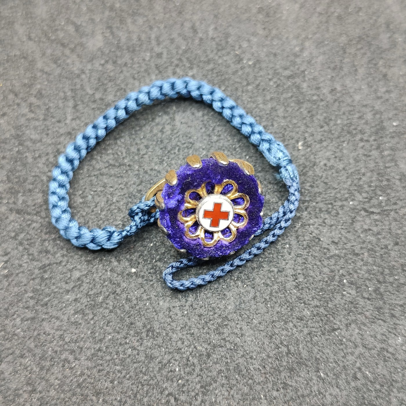 全场0元起拍 第147期 咸鱼国勋章拍卖专场 4月14日（周日）下午6：00开始 日本赤十字绀授会徽章