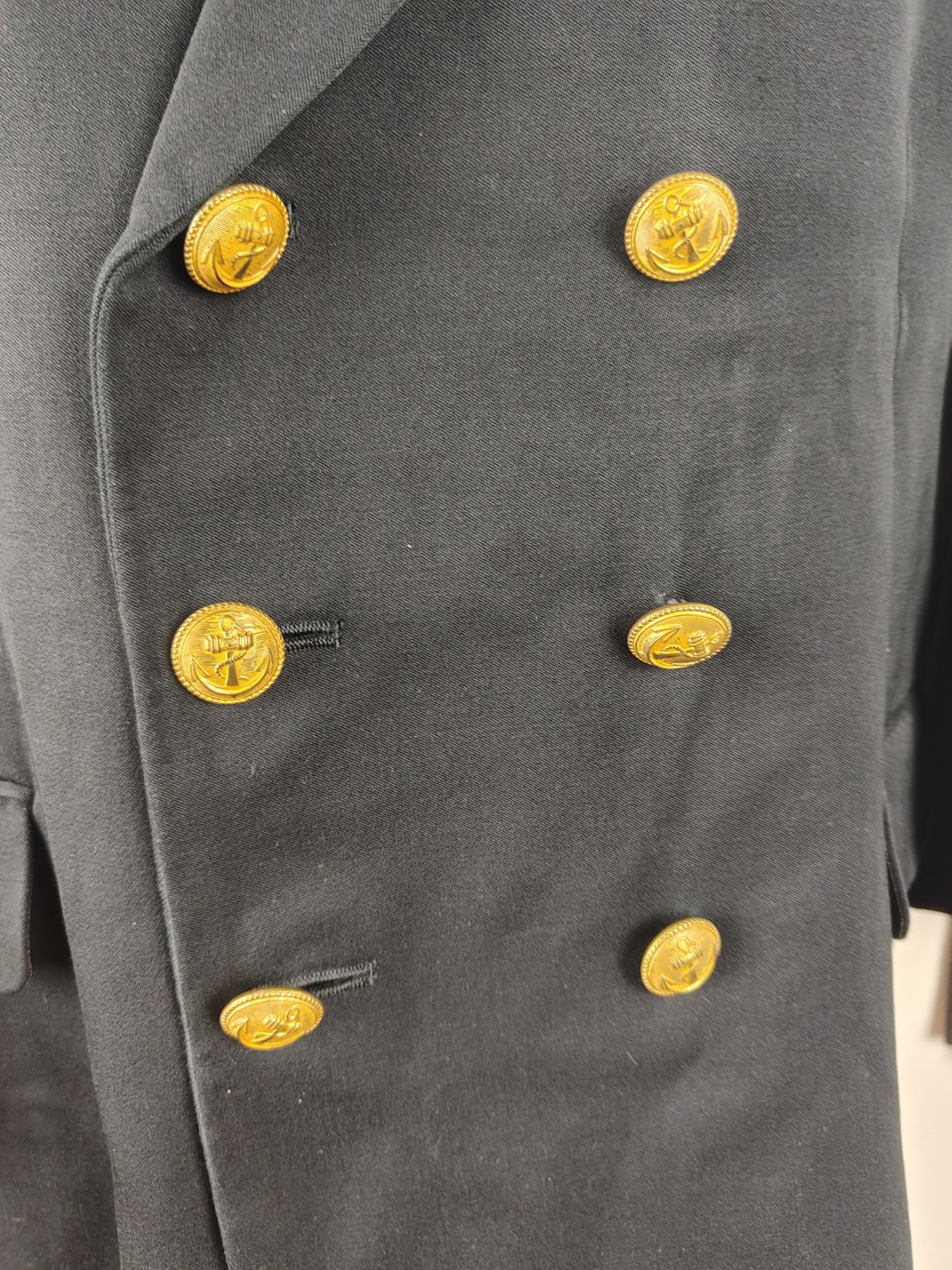 全场0元起拍 第147期 咸鱼国勋章拍卖专场 4月14日（周日）下午6：00开始 日本海上干部制服一套 胸围104 肩宽46 衣长72 袖长55 腰围76 裤长98