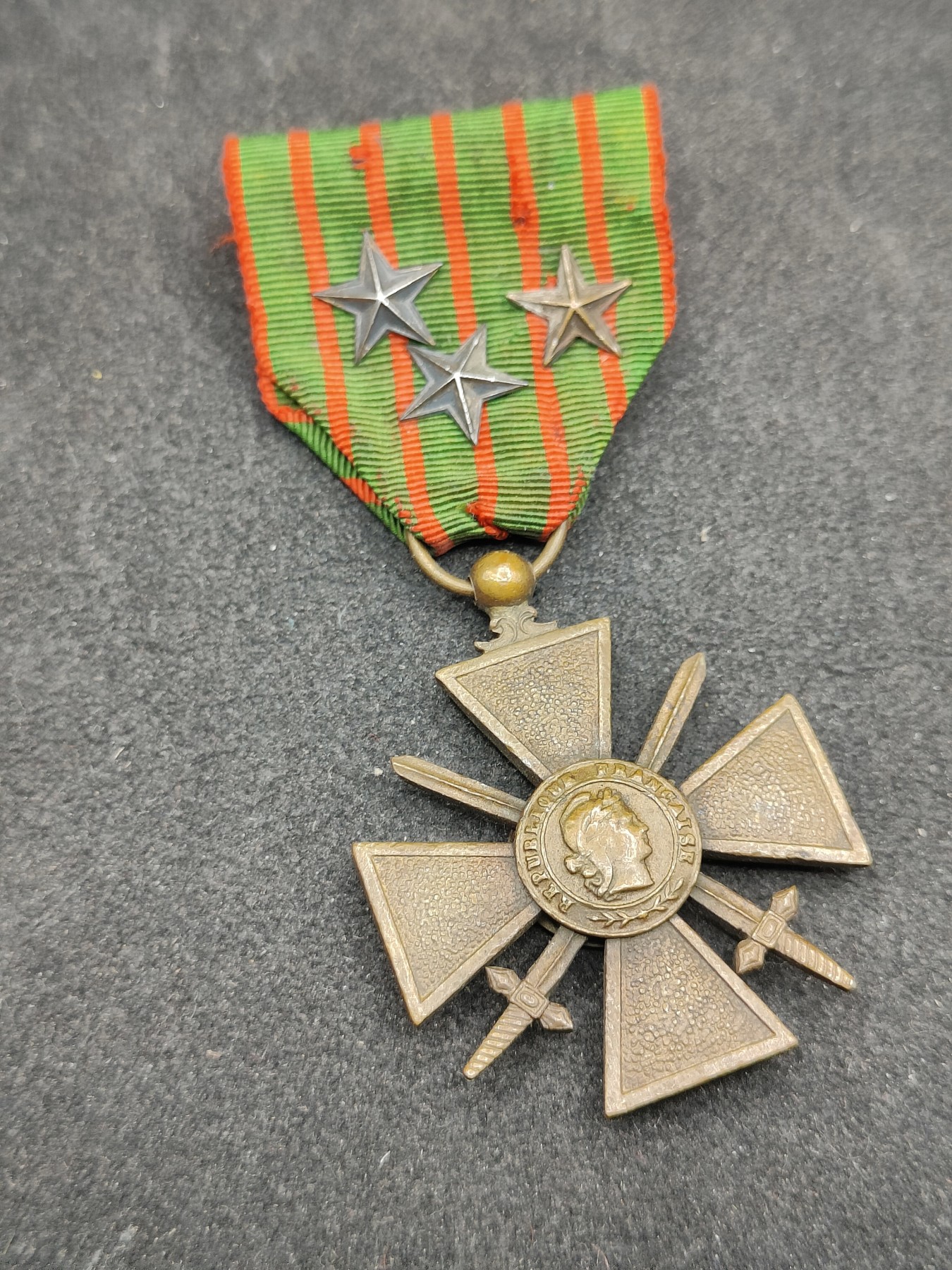 全场0元起拍 第147期 咸鱼国勋章拍卖专场 4月14日（周日）下午6：00开始 法国一战战争十字勋章 多次获得