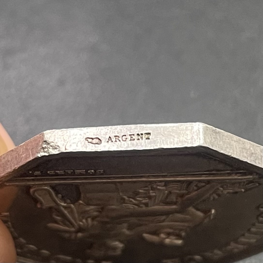 「木头集藏」章牌专场-第40期 法国公证人银章  直径：34 mm ，21 g  边铭：丰饶角 ARGENT