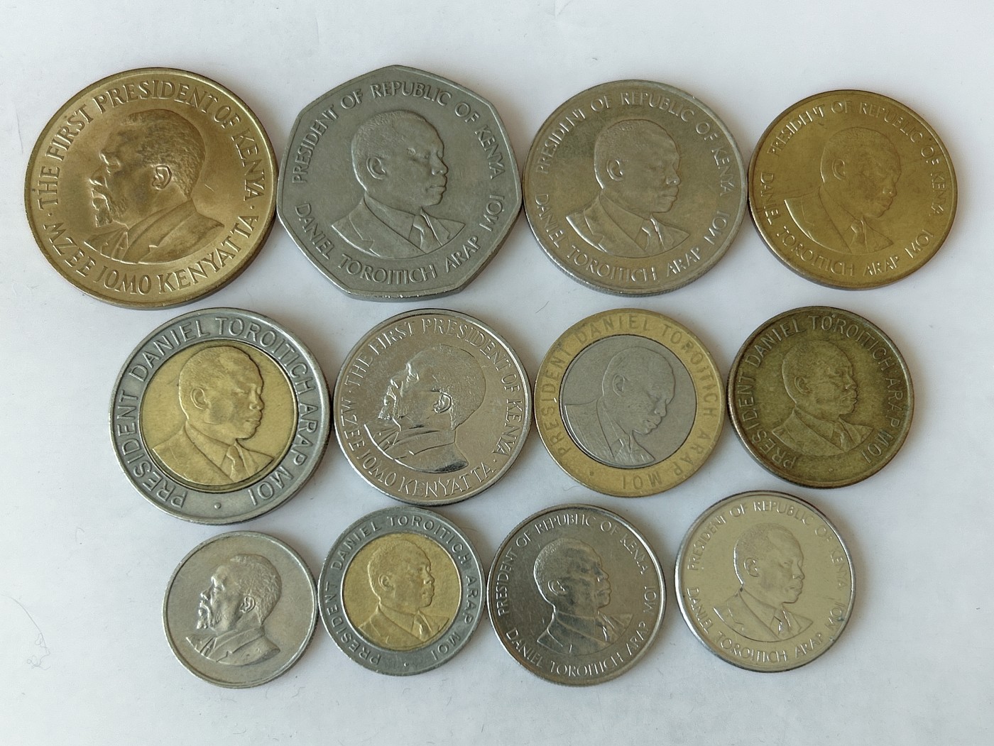 第一海外回流一元起拍收藏 散币专场 第80期 肯尼亚硬币 12枚