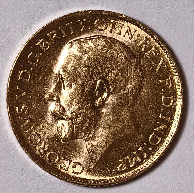 紫瑗钱币——第338期拍卖  南非 1927年 乔治五世 马剑 1索维林(磅) 8克 0.917金 UNC