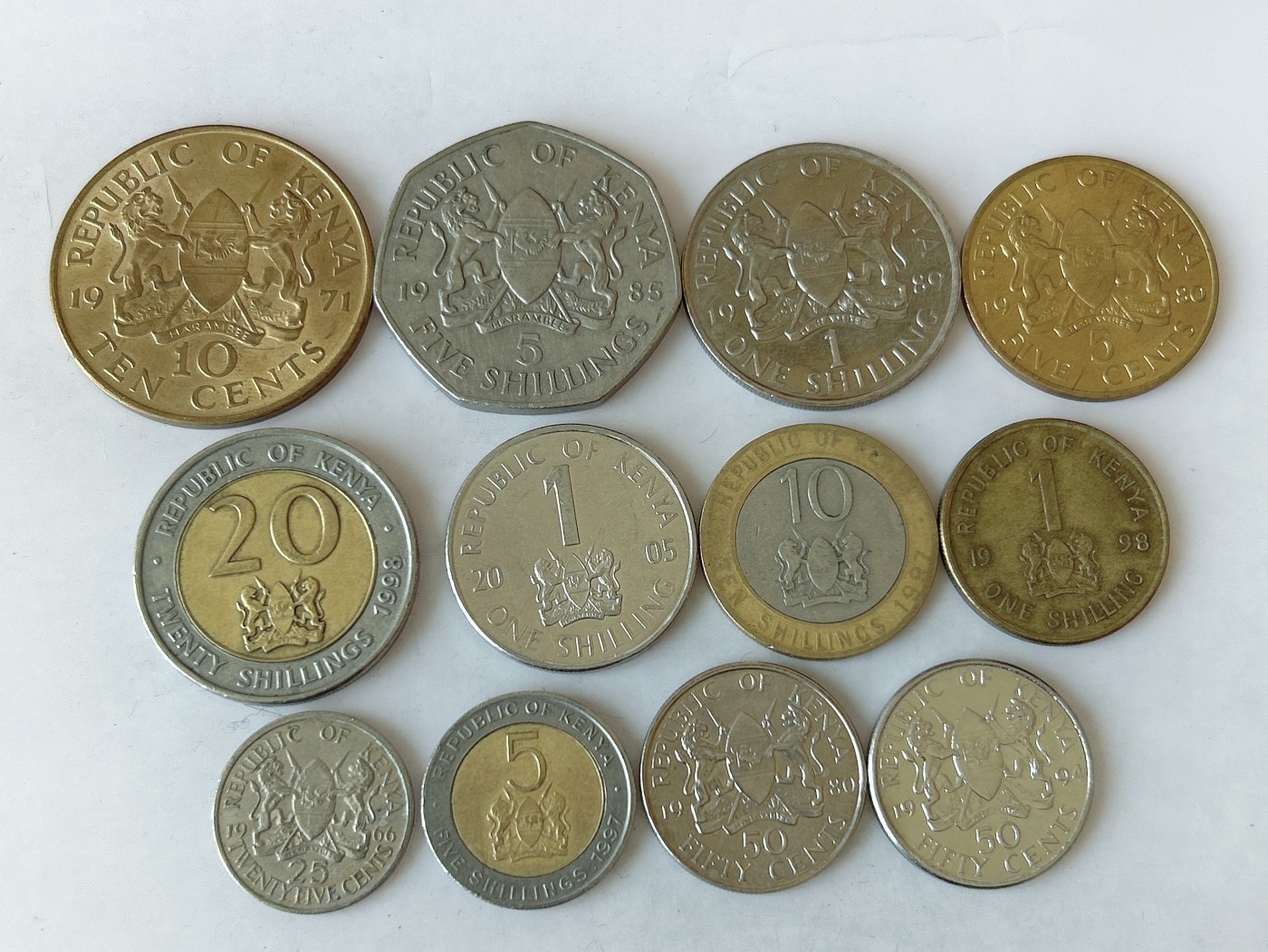 第一海外回流一元起拍收藏 散币专场 第80期 肯尼亚硬币 12枚