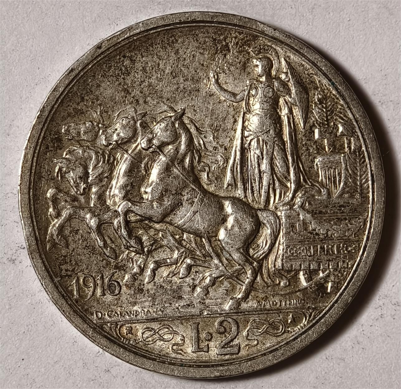 紫瑗钱币——第338期拍卖 意大利 1916年 伊曼纽尔三世 马拉车 2里拉 10克 0.835银