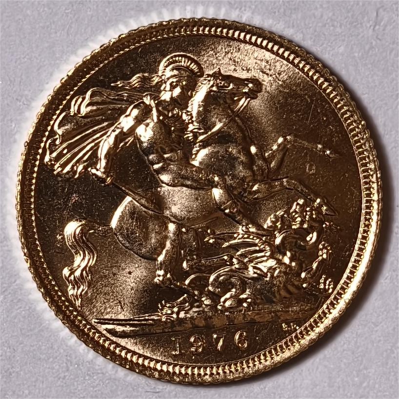 紫瑗钱币——第338期拍卖 英国 1976年 伊丽莎白二世 低冠 马剑 1索维林(磅) 8克 0.917金 UNC