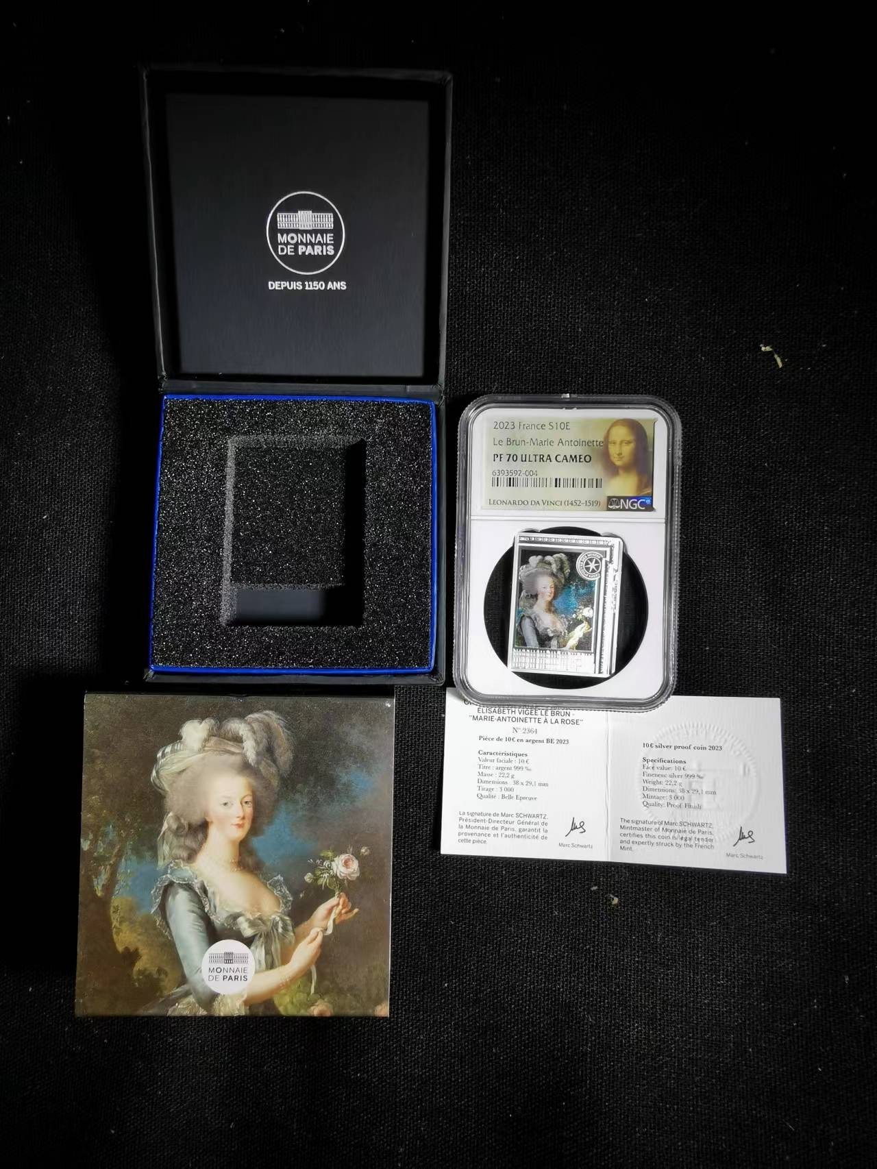 刘世昌艺术品销售中心～虎踞龙蟠*金杨在线联拍群第509期 法国2023年卢浮宫杰作～维杰.勒布朗《执玫瑰的玛丽.安托瓦内特》10欧元彩色矩形精制银币（NGC PF70UC 6393592-004）1枚，原盒证。