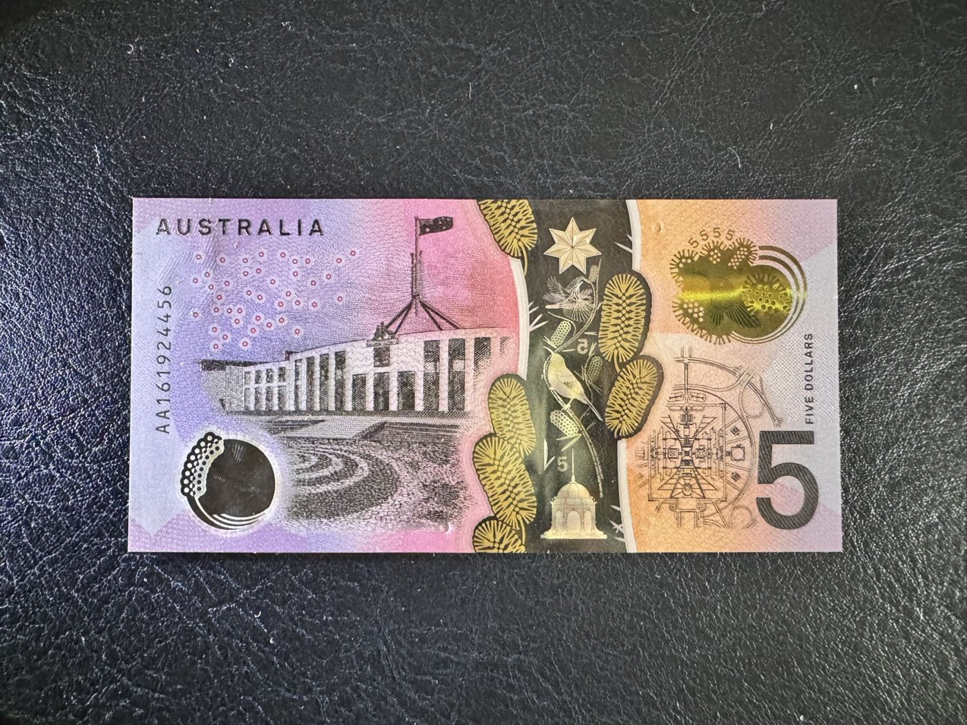 收藏联盟Quantum Auction 第337期拍卖  澳大利亚2016年5元首发AA冠 品相全新UNC 尾号456顺子