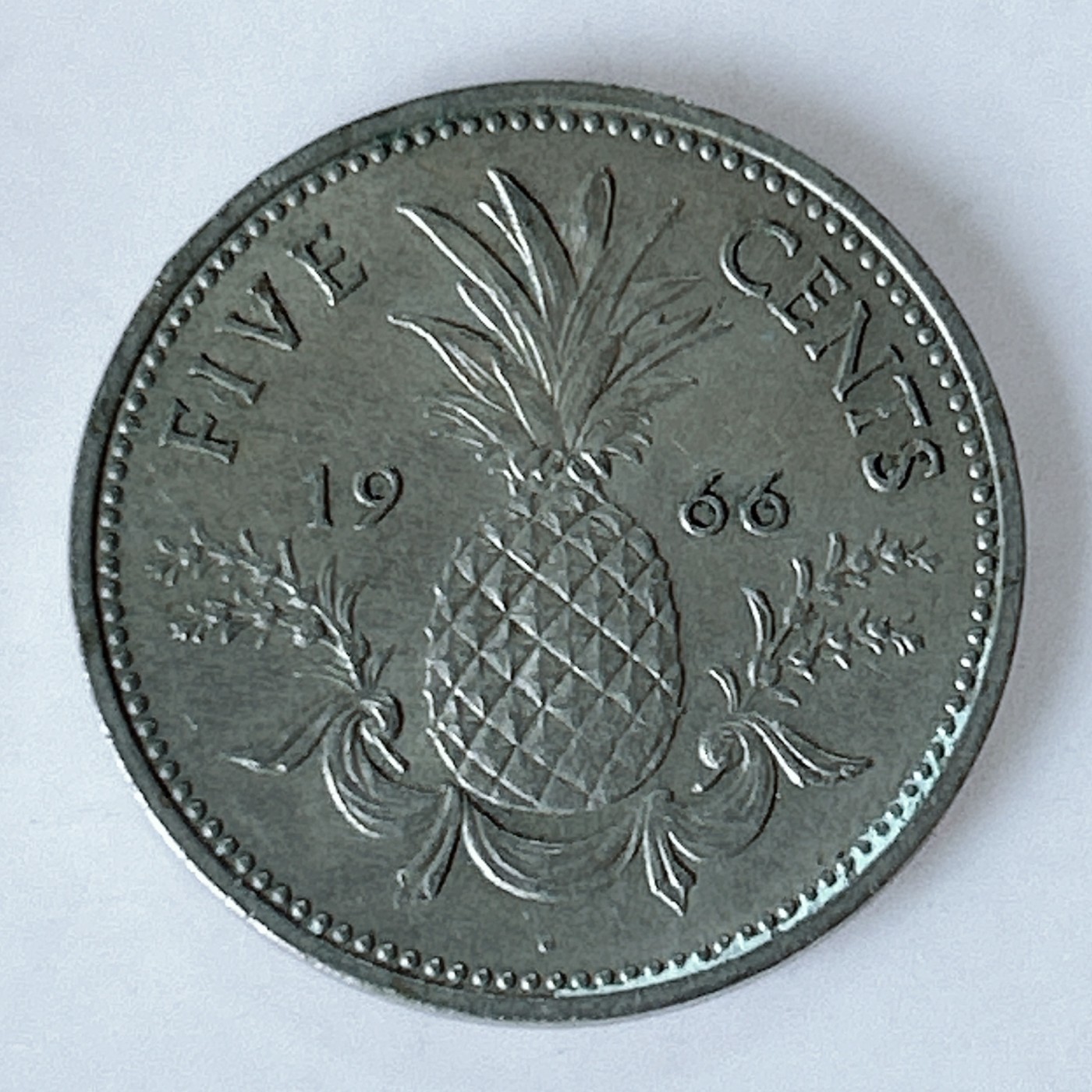 海外回流1元起拍小铺 各国钱币散币场 第10期 1966年英属巴哈马5分 菠萝