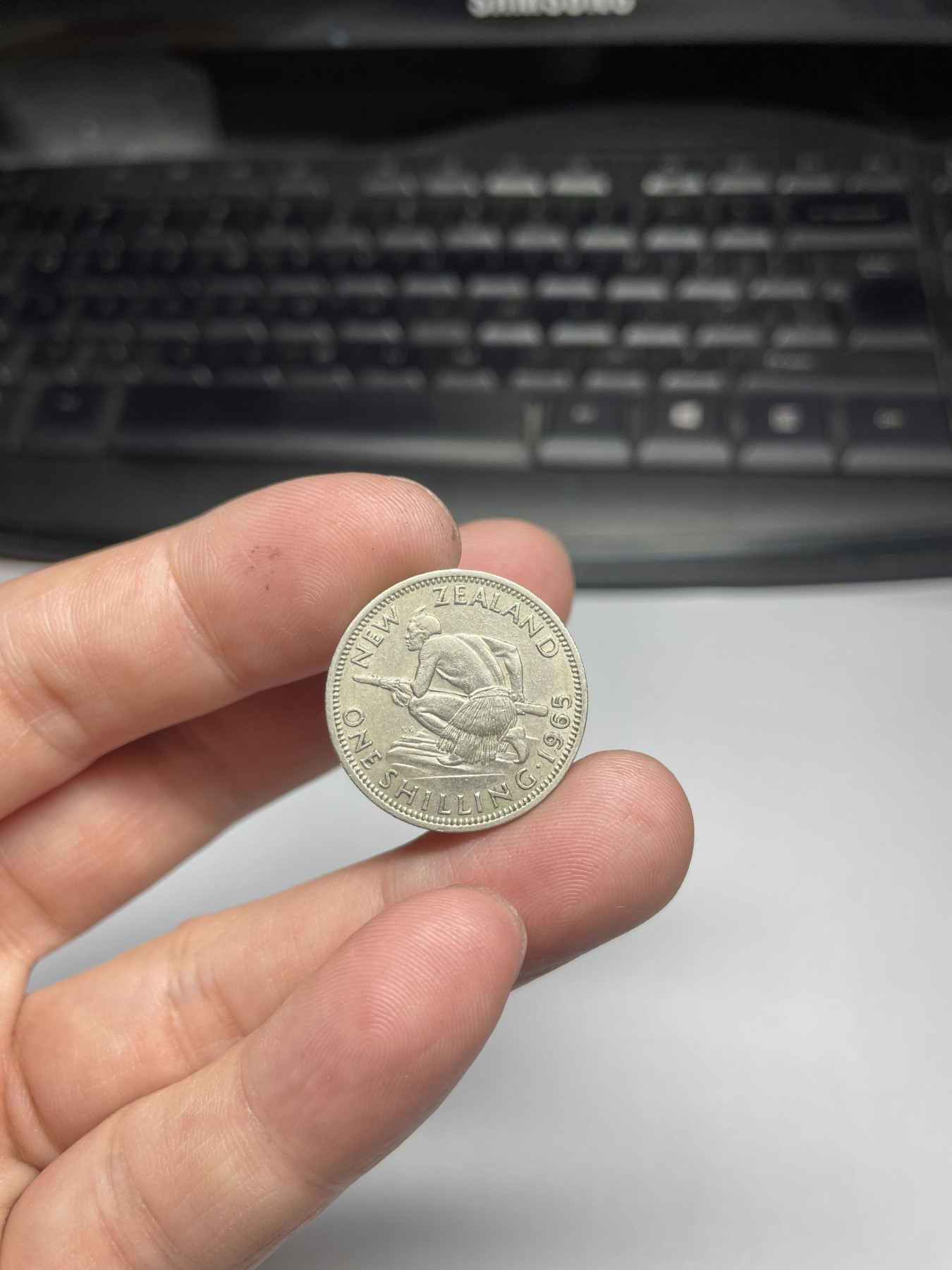 2024年集古藏今外币拍卖第四期-第7场—（总第37拍） 1965年新西兰1先令