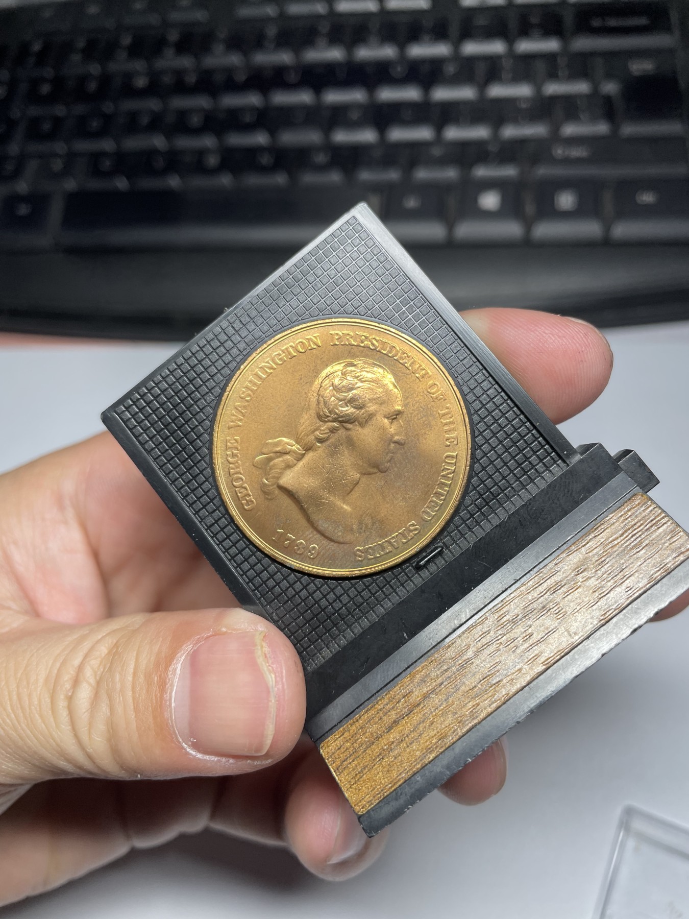 2024年集古藏今外币拍卖第四期-第7场—（总第37拍） 美国历史名人铜纪念章一枚