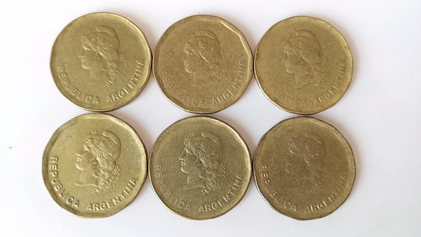 第一海外回流一元起拍收藏 散币专场 第81期 阿根廷80年代50分