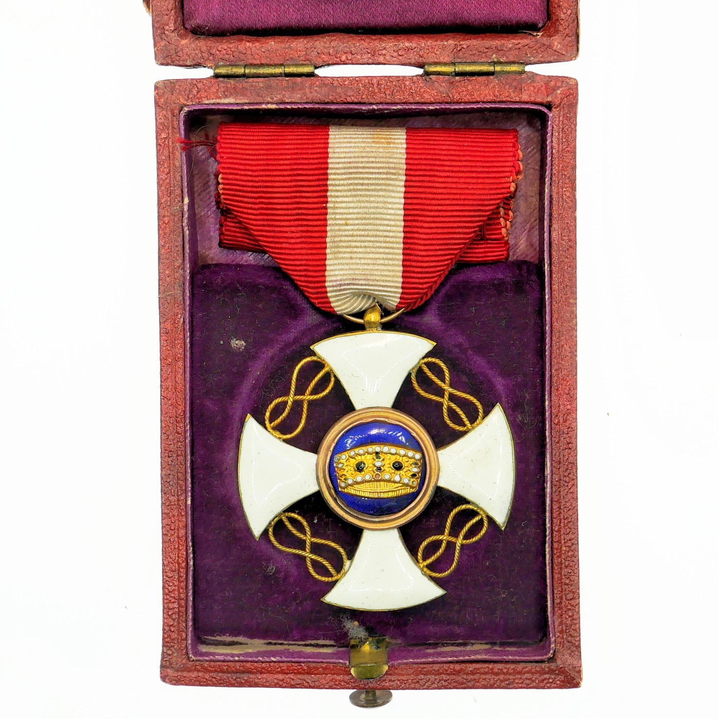 勋章奖章交易所4月20日拍卖 意大利王冠勋章，金质珐琅