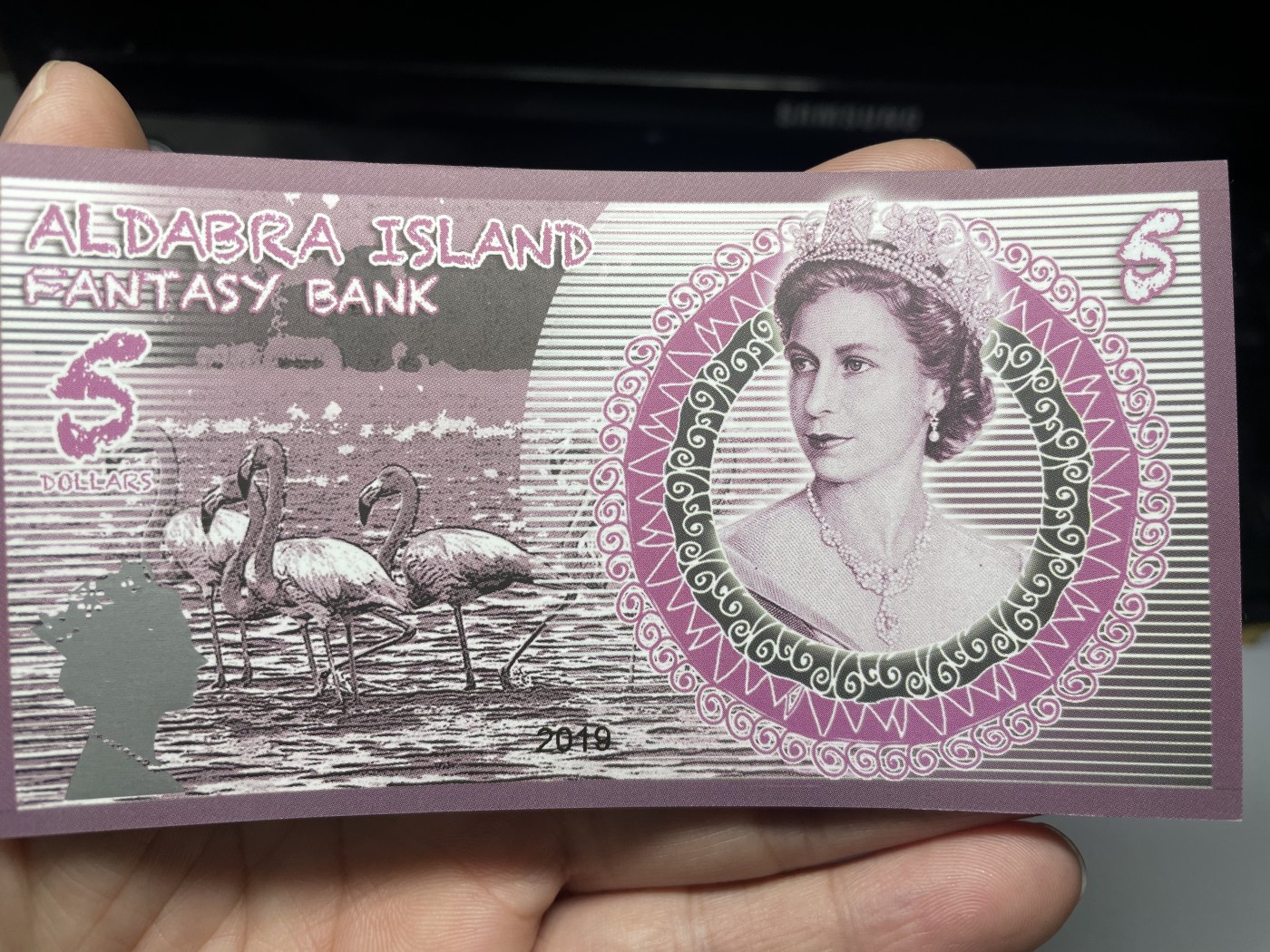 2024年集古藏今外币拍卖第四期-第8场—（总第38拍） 2019年全新阿尔达布拉群岛5元AA冠