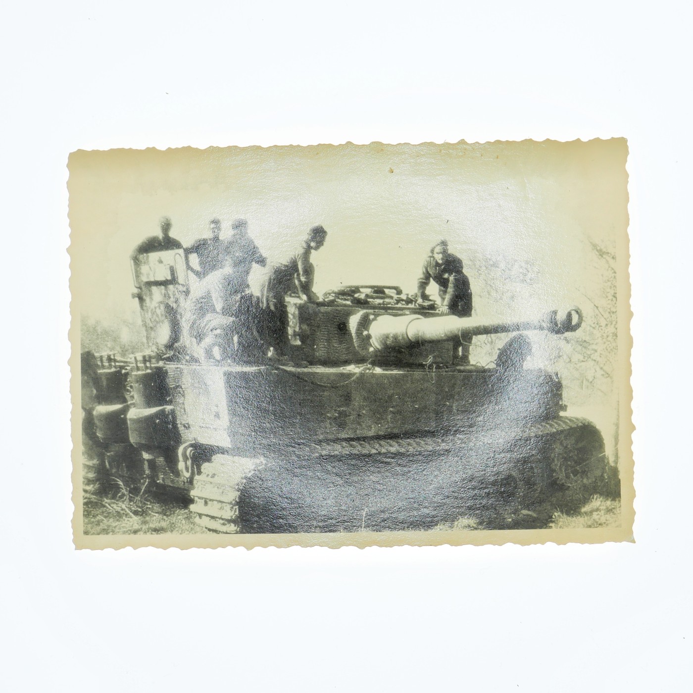 勋章奖章交易所4月20日拍卖 虎式坦克档案照